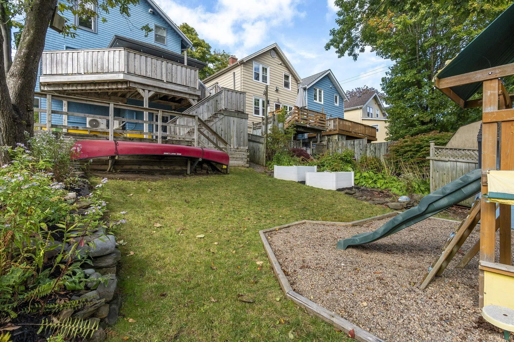 2 Dahlia Street, Dartmouth, NS B3A 2R7, 3 Bedrooms Bedrooms, ,2 BathroomsBathrooms,Residential,For Sale,Dahlia,202524751