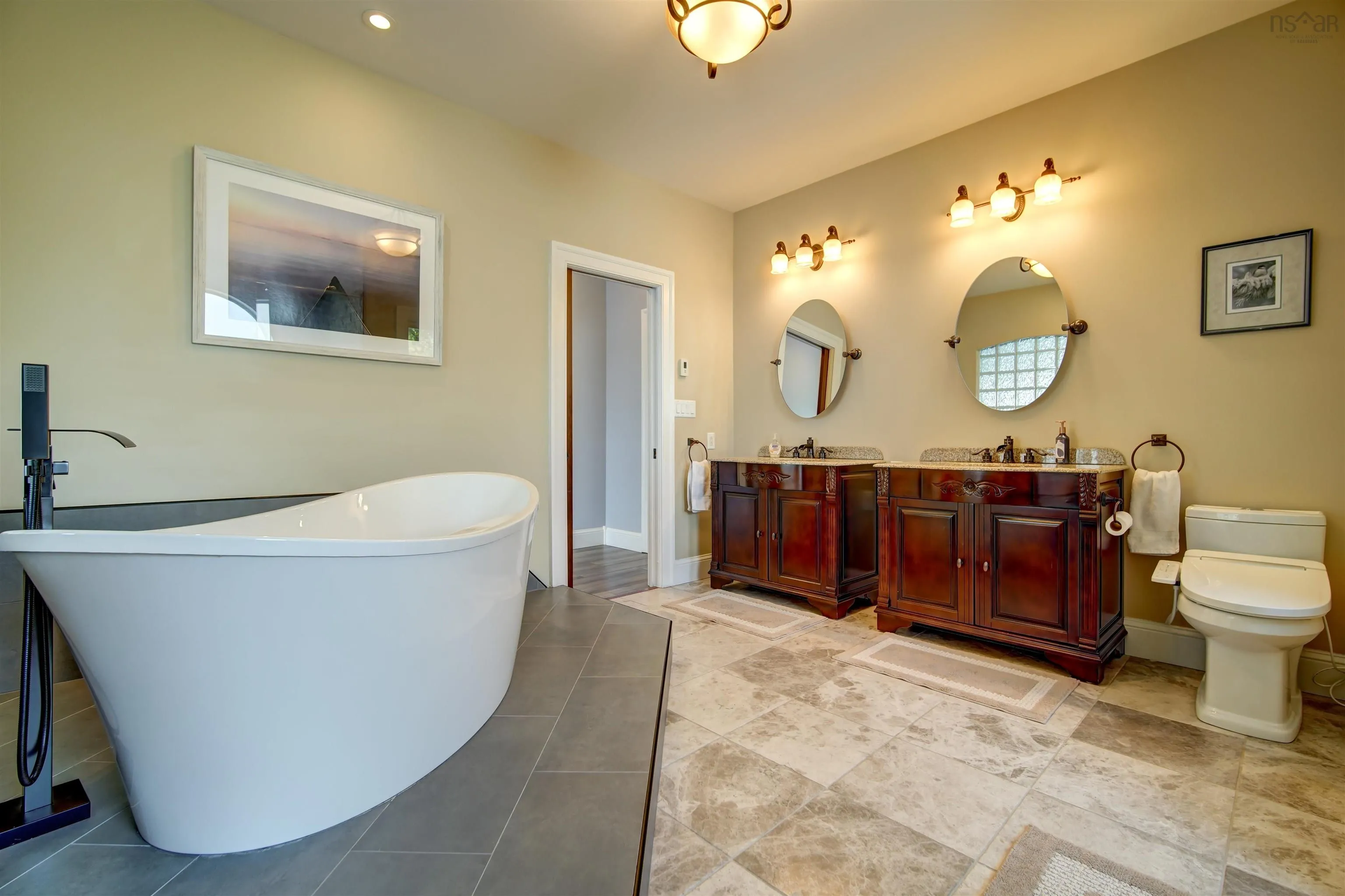 185 Fergusons Cove Road, Halifax, NS B3V 1L7, 4 Bedrooms Bedrooms, ,5 BathroomsBathrooms,Residential,For Sale,Fergusons Cove,202509994
