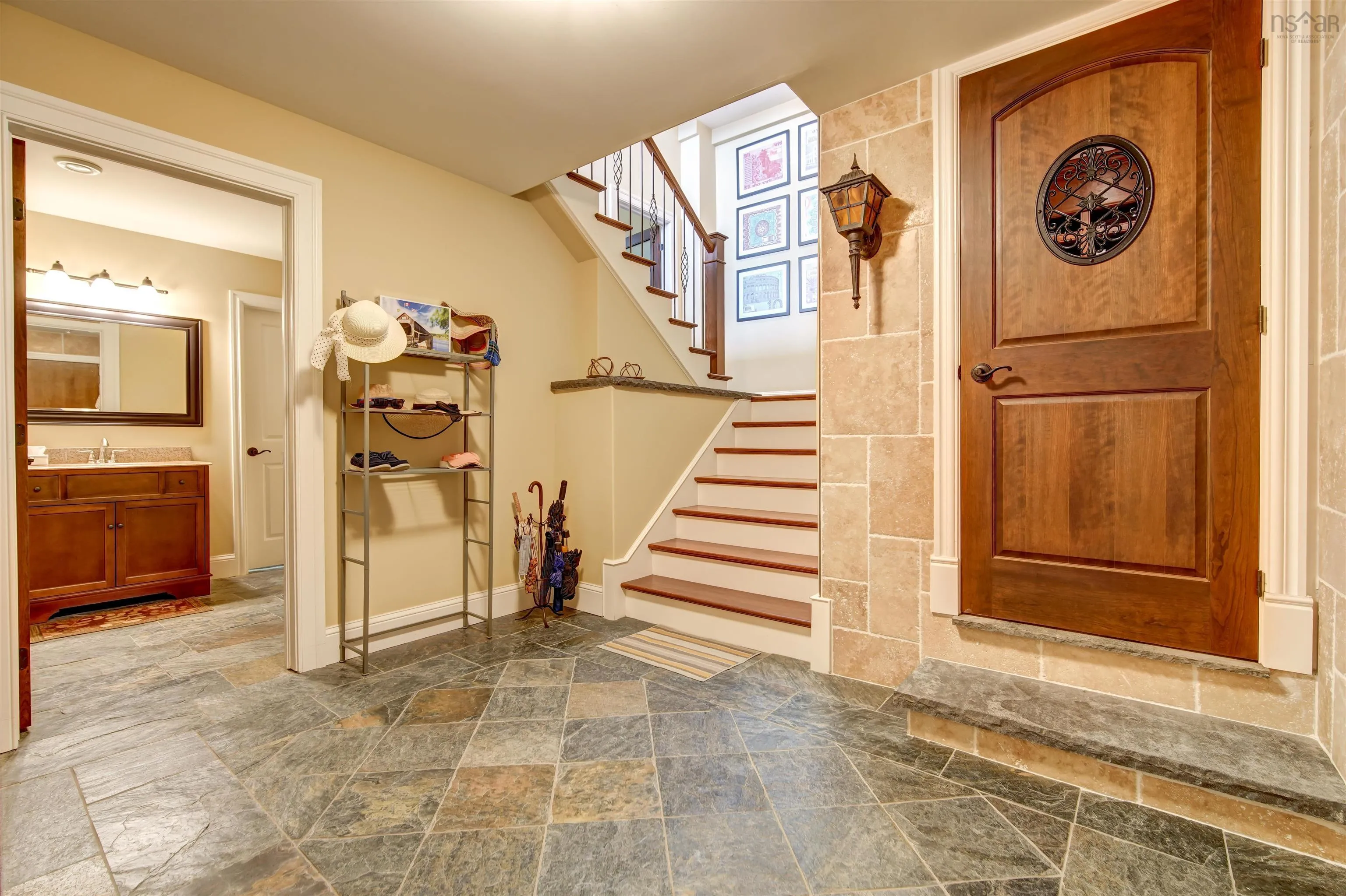 185 Fergusons Cove Road, Halifax, NS B3V 1L7, 4 Bedrooms Bedrooms, ,5 BathroomsBathrooms,Residential,For Sale,Fergusons Cove,202509994