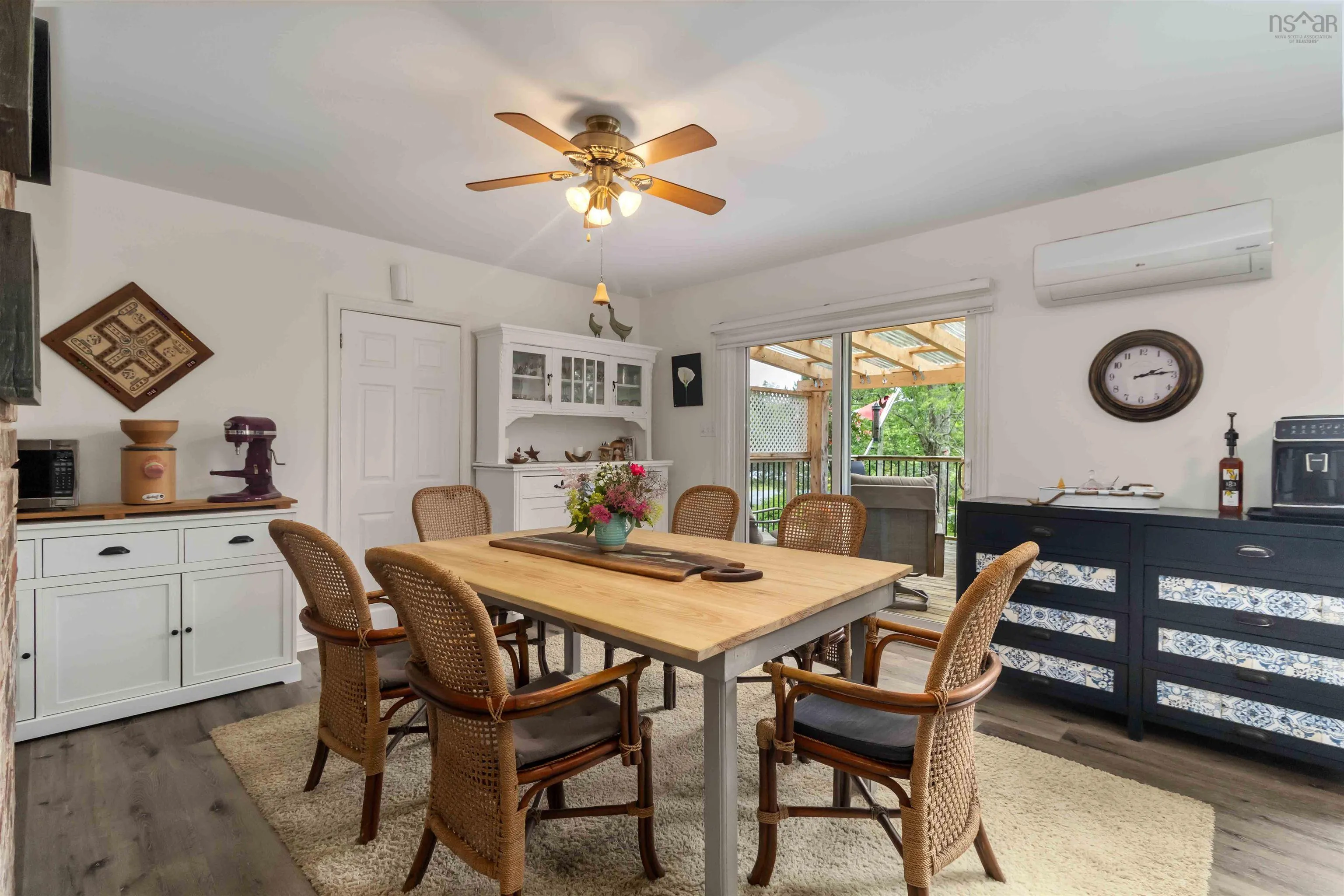 336 West Street, Milton, NS B0T 1P0, 4 Bedrooms Bedrooms, ,4 BathroomsBathrooms,Residential,For Sale,West,202517664