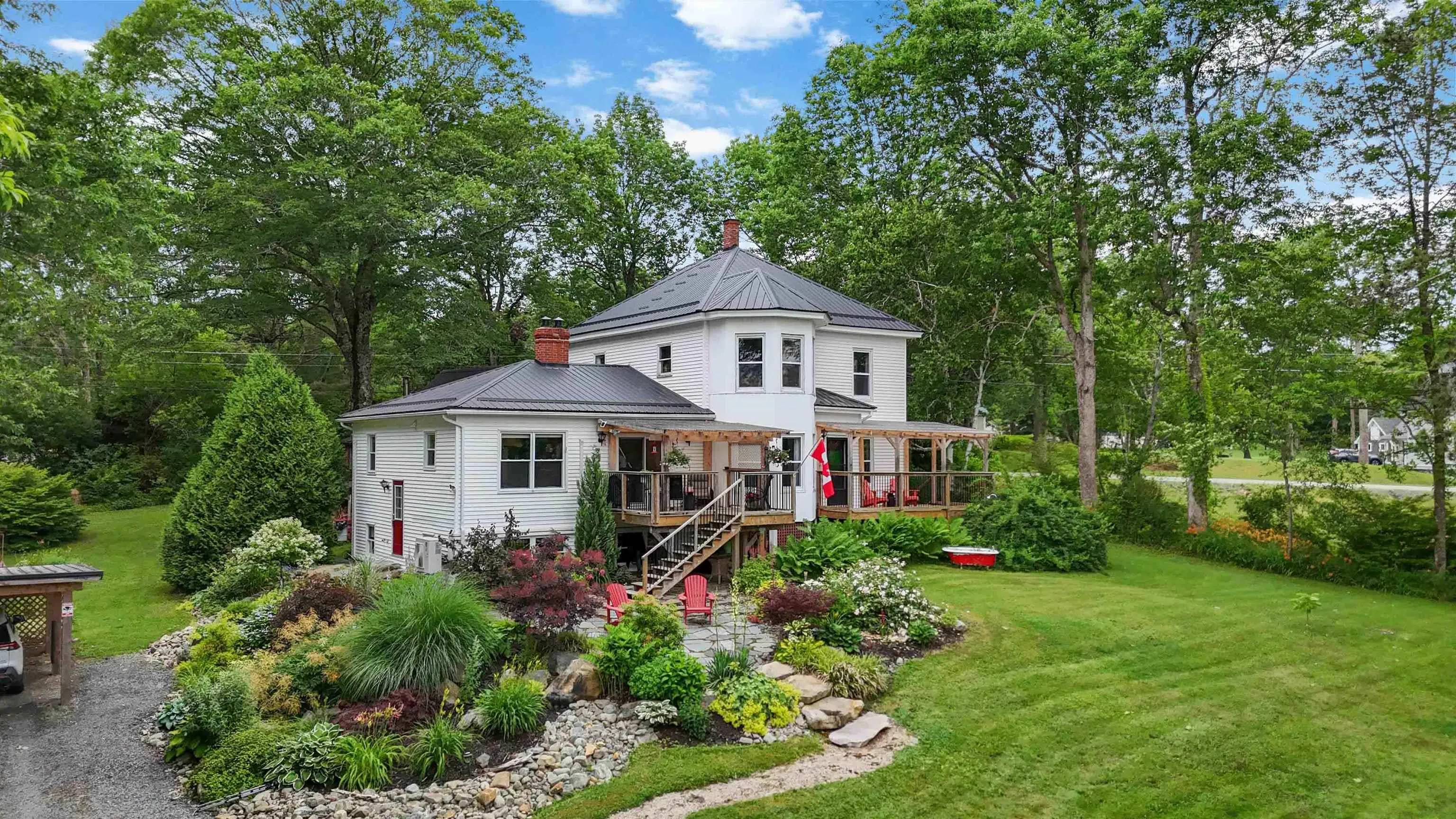336 West Street, Milton, NS B0T 1P0, 4 Bedrooms Bedrooms, ,4 BathroomsBathrooms,Residential,For Sale,West,202517664