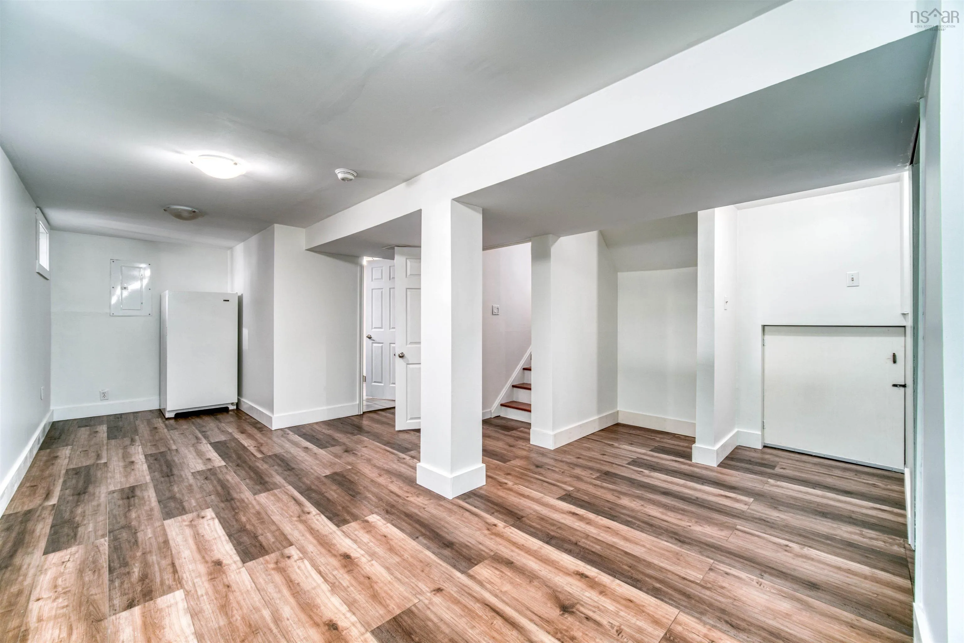 38 Harris Road, Dartmouth, NS B2Y 3J4, 3 Bedrooms Bedrooms, ,2 BathroomsBathrooms,Residential,For Sale,Harris,202515654
