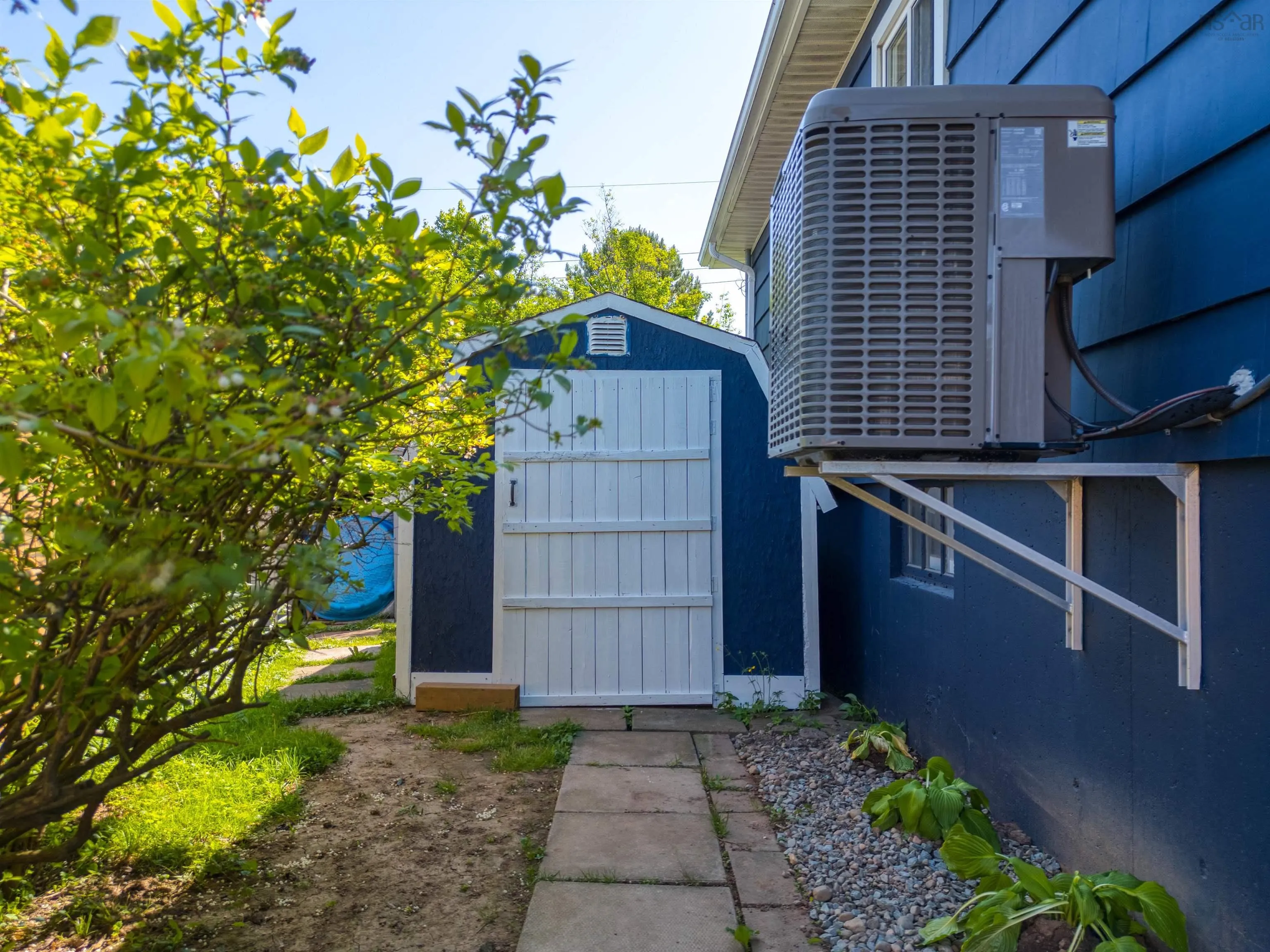 38 Harris Road, Dartmouth, NS B2Y 3J4, 3 Bedrooms Bedrooms, ,2 BathroomsBathrooms,Residential,For Sale,Harris,202515654