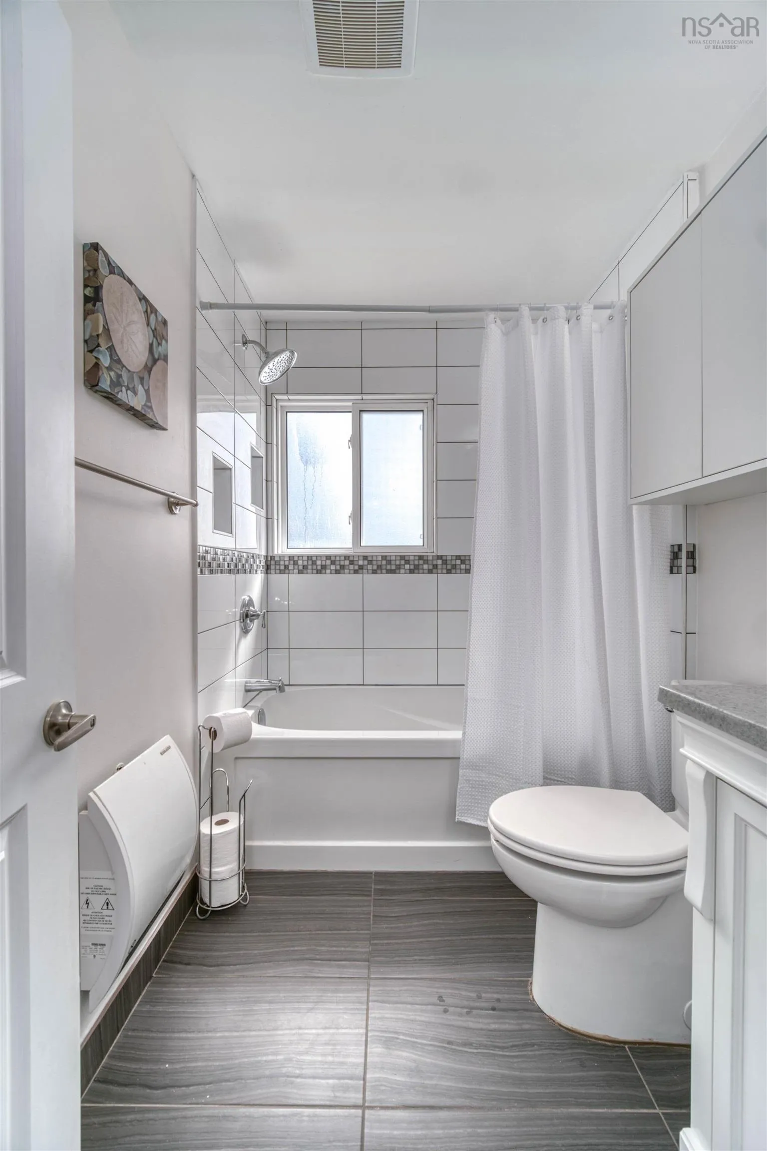 38 Harris Road, Dartmouth, NS B2Y 3J4, 3 Bedrooms Bedrooms, ,2 BathroomsBathrooms,Residential,For Sale,Harris,202515654