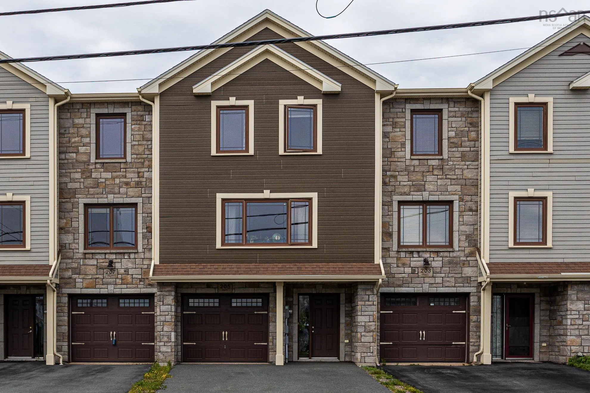 205 Transom Drive, West Bedford, NS B3M 4T8, 3 Bedrooms Bedrooms, ,4 BathroomsBathrooms,Residential,For Sale,Transom,202521023