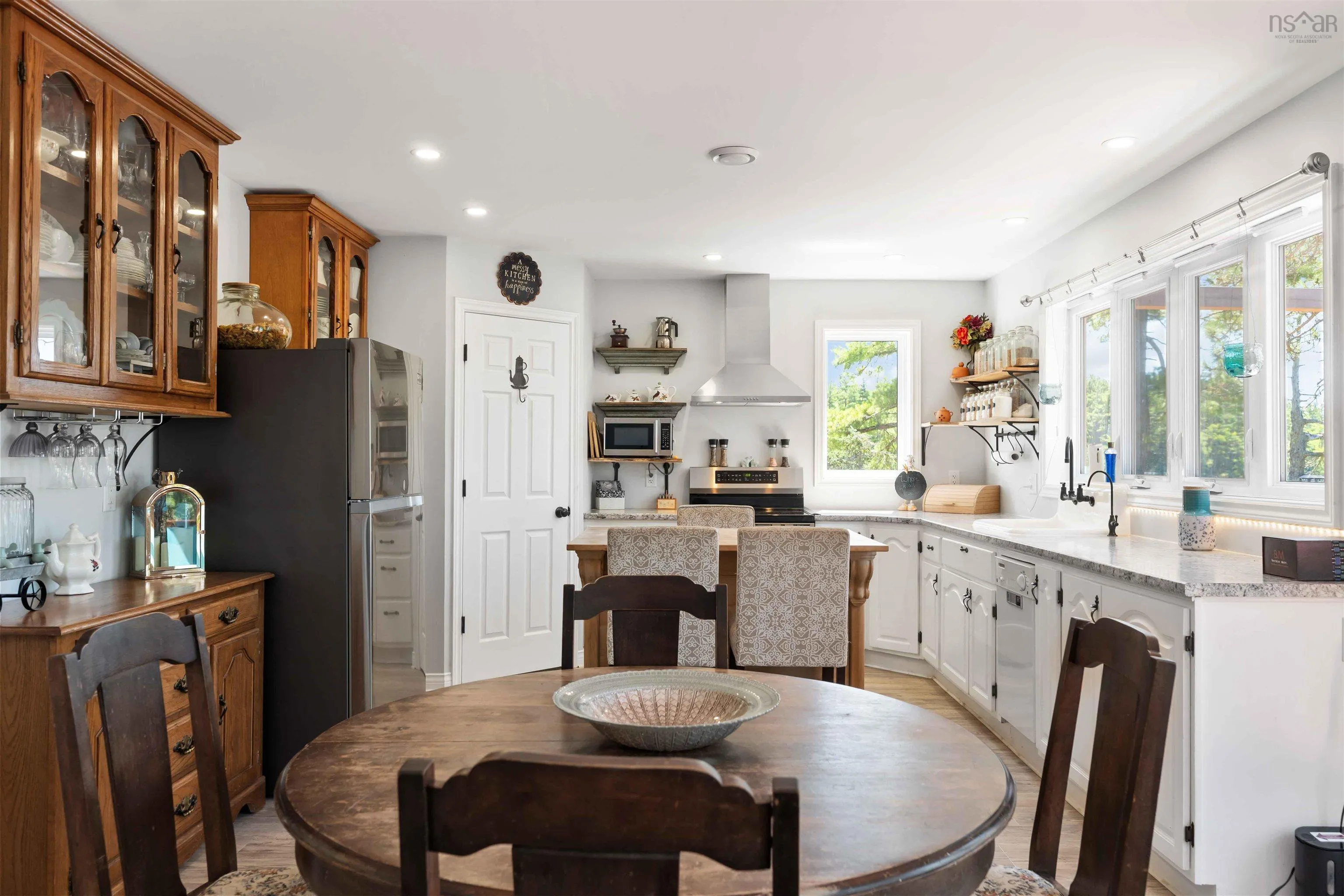 37 Andrew Point Road, Waterloo Lake, NS B0S 1P0, 2 Bedrooms Bedrooms, ,1 BathroomBathrooms,Residential,For Sale,Andrew Point,202519974