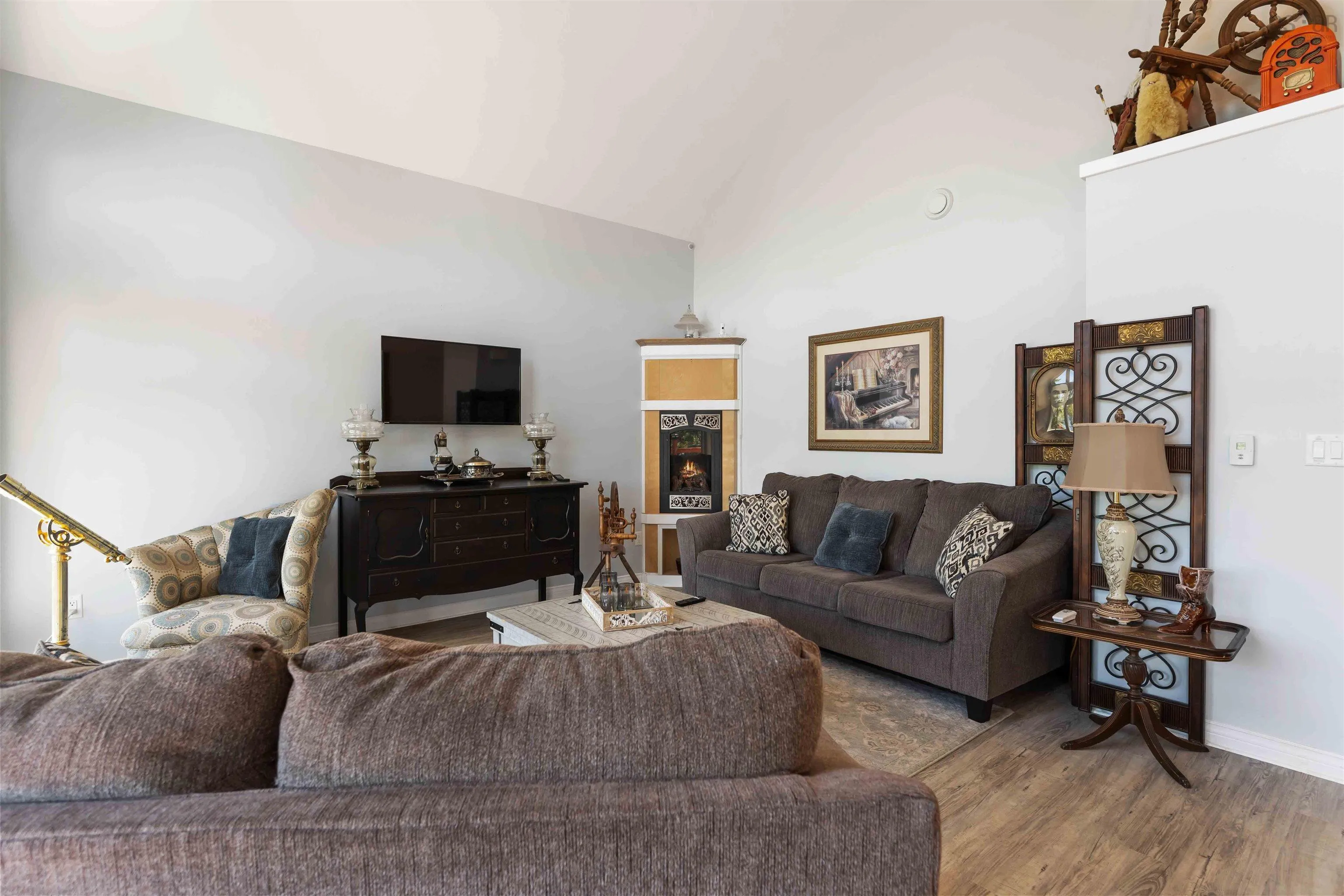 37 Andrew Point Road, Waterloo Lake, NS B0S 1P0, 2 Bedrooms Bedrooms, ,1 BathroomBathrooms,Residential,For Sale,Andrew Point,202519974