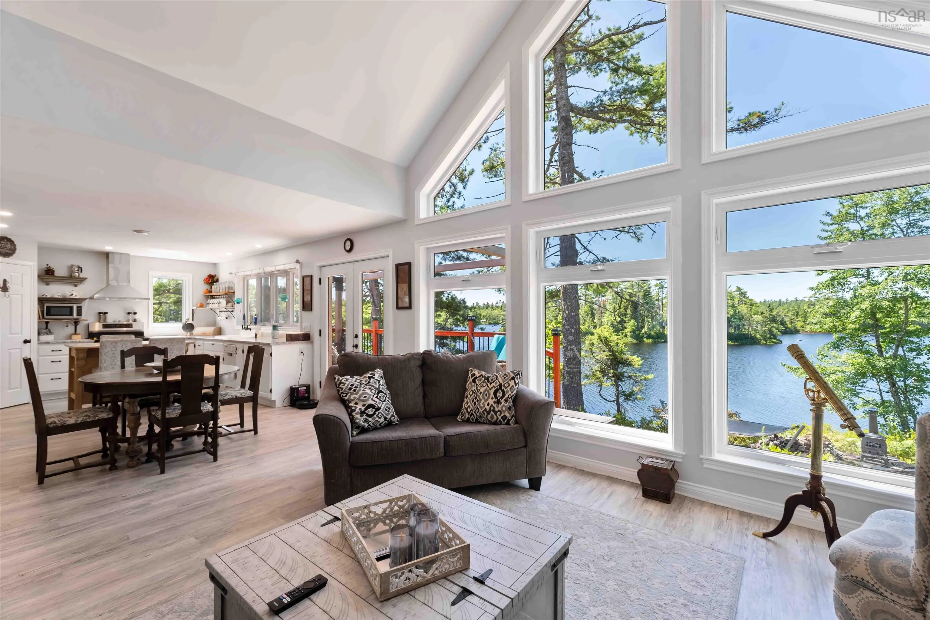 37 Andrew Point Road, Waterloo Lake, NS B0S 1P0, 2 Bedrooms Bedrooms, ,1 BathroomBathrooms,Residential,For Sale,Andrew Point,202519974