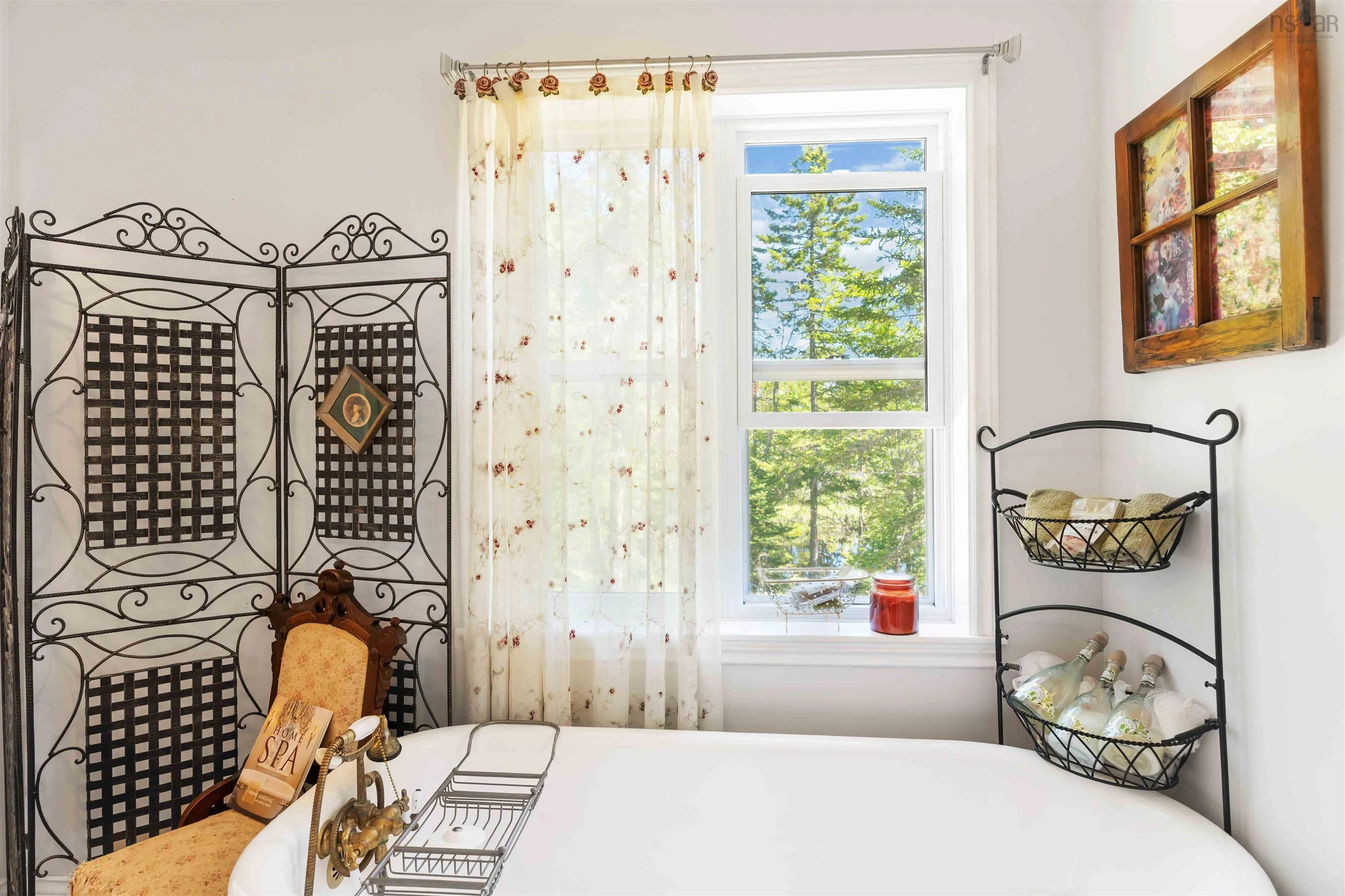 37 Andrew Point Road, Waterloo Lake, NS B0S 1P0, 2 Bedrooms Bedrooms, ,1 BathroomBathrooms,Residential,For Sale,Andrew Point,202519974