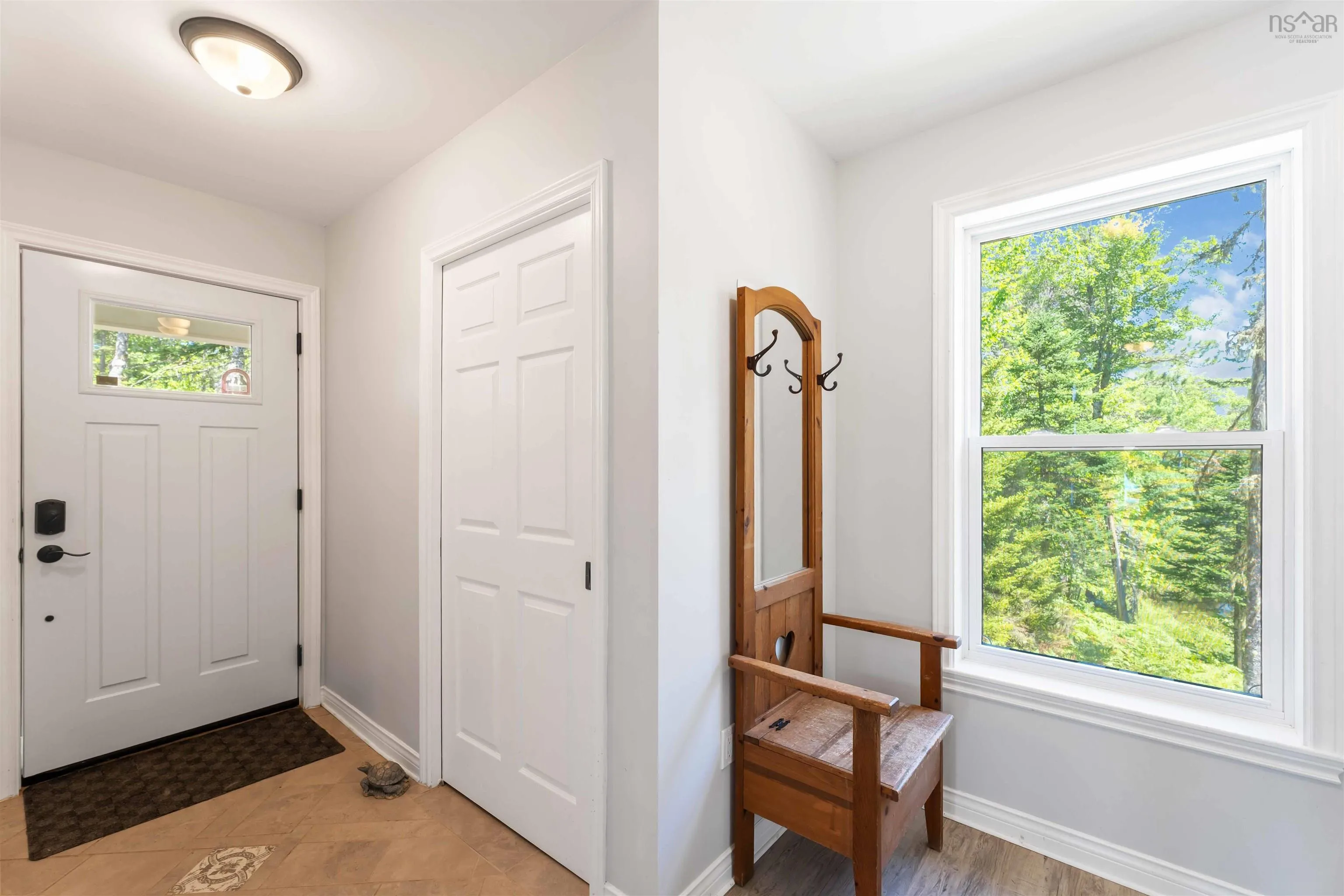 37 Andrew Point Road, Waterloo Lake, NS B0S 1P0, 2 Bedrooms Bedrooms, ,1 BathroomBathrooms,Residential,For Sale,Andrew Point,202519974