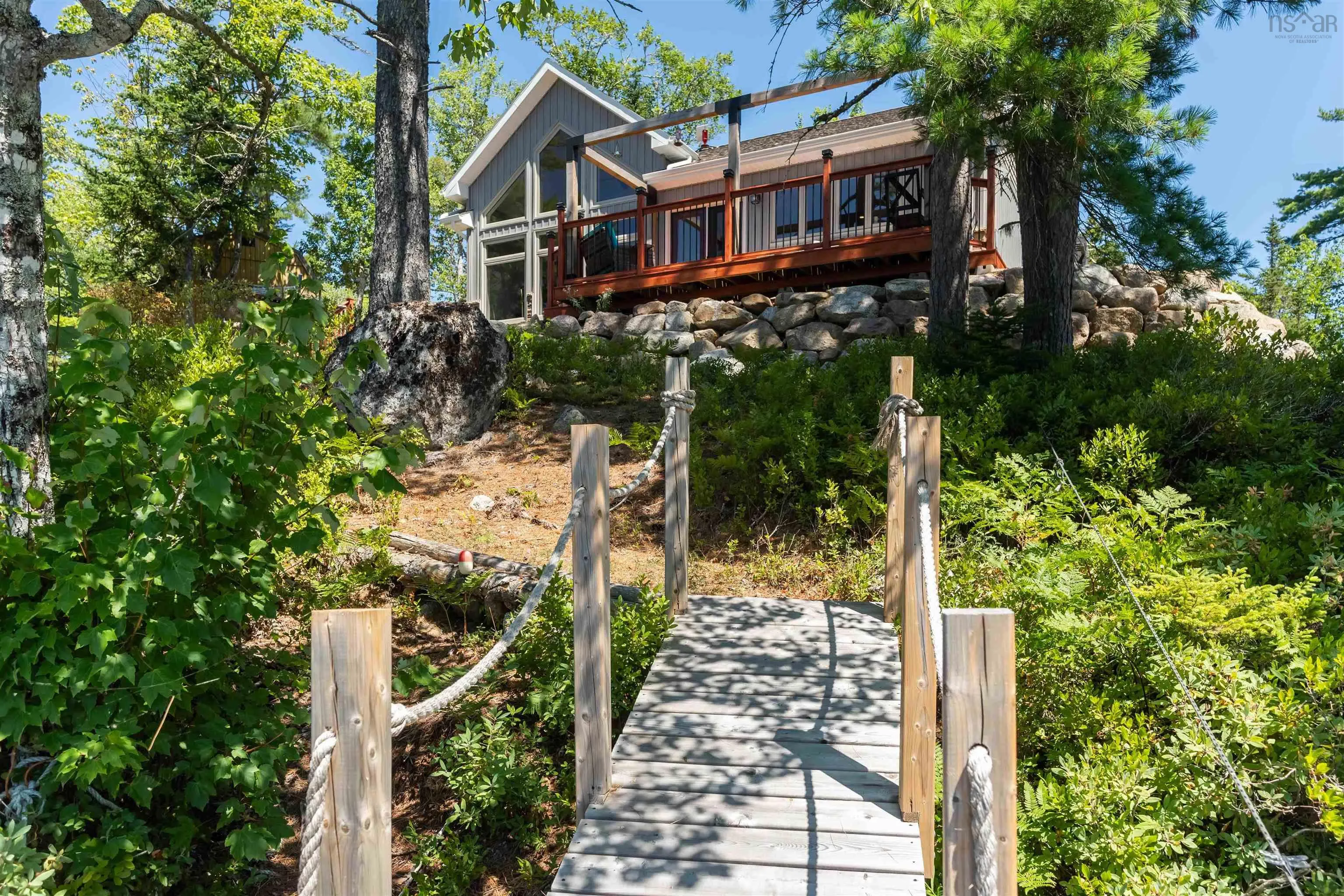 37 Andrew Point Road, Waterloo Lake, NS B0S 1P0, 2 Bedrooms Bedrooms, ,1 BathroomBathrooms,Residential,For Sale,Andrew Point,202519974