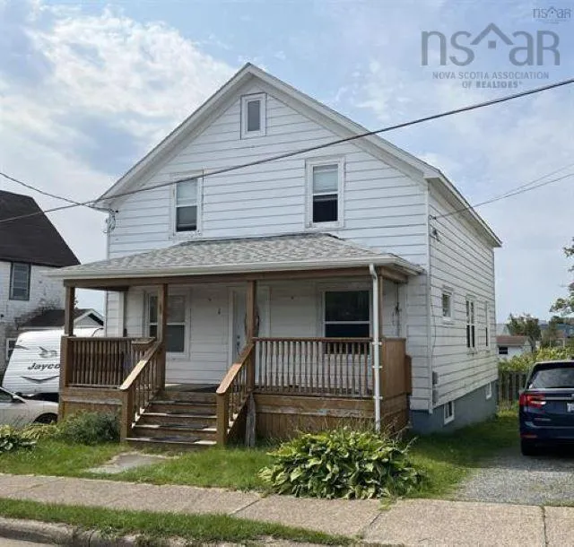 1 West Street, Whitney Pier Ns B1n 1r6, 4 Bedrooms Bedrooms, ,3 BathroomsBathrooms,Residential,For Sale,West,202505003