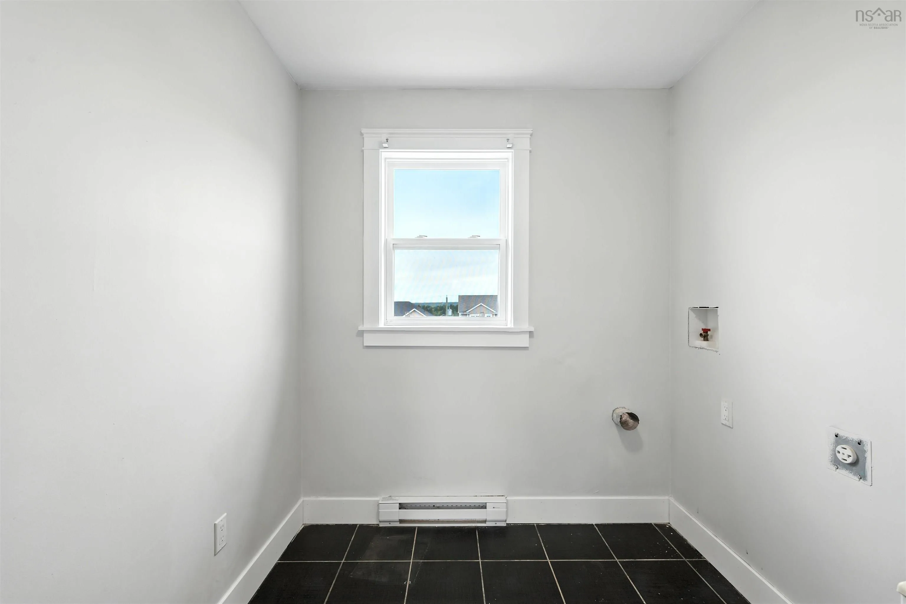 78 Drillio Crescent, Halifax, NS B3N 3K7, 6 Bedrooms Bedrooms, ,4 BathroomsBathrooms,Residential,For Sale,Drillio,202522346