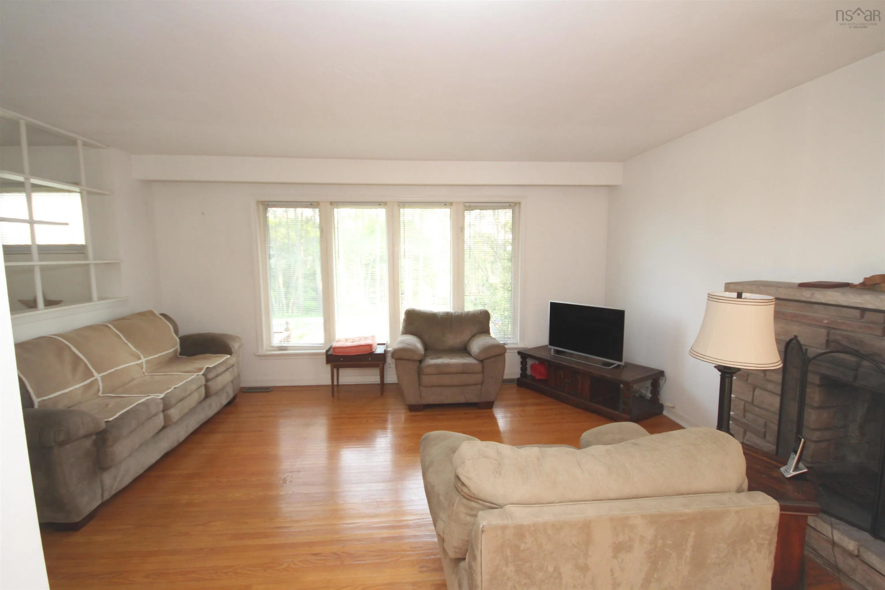 504 Queen Street, Port Hawkesbury, NS B9A 2V9, 4 Bedrooms Bedrooms, ,2 BathroomsBathrooms,Residential,For Sale,Queen,202517689