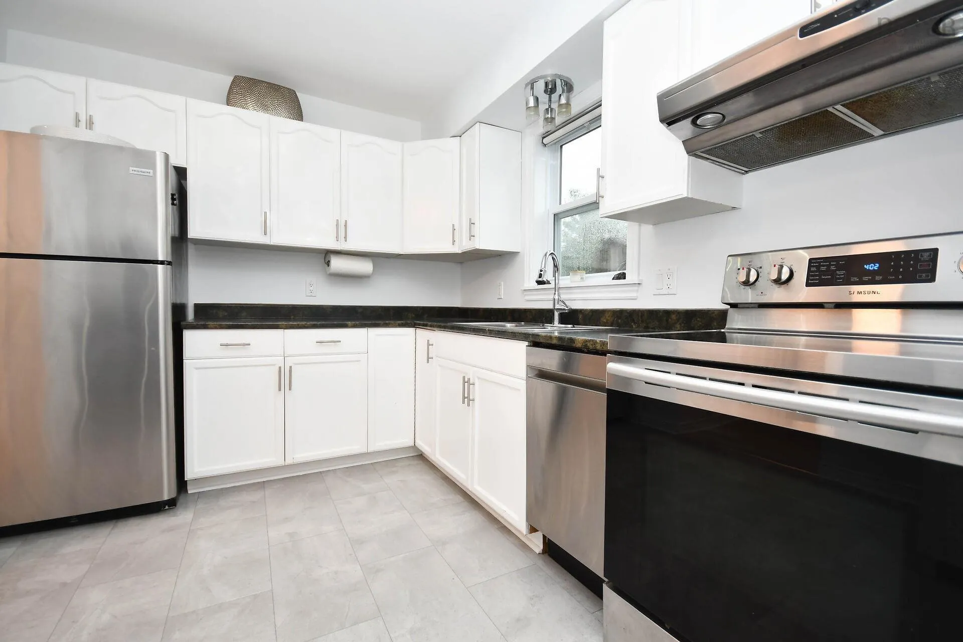 158 Silistria Drive, Cole Harbour, NS B2W 6A9, 3 Bedrooms Bedrooms, ,3 BathroomsBathrooms,Residential,For Sale,Silistria,202521650