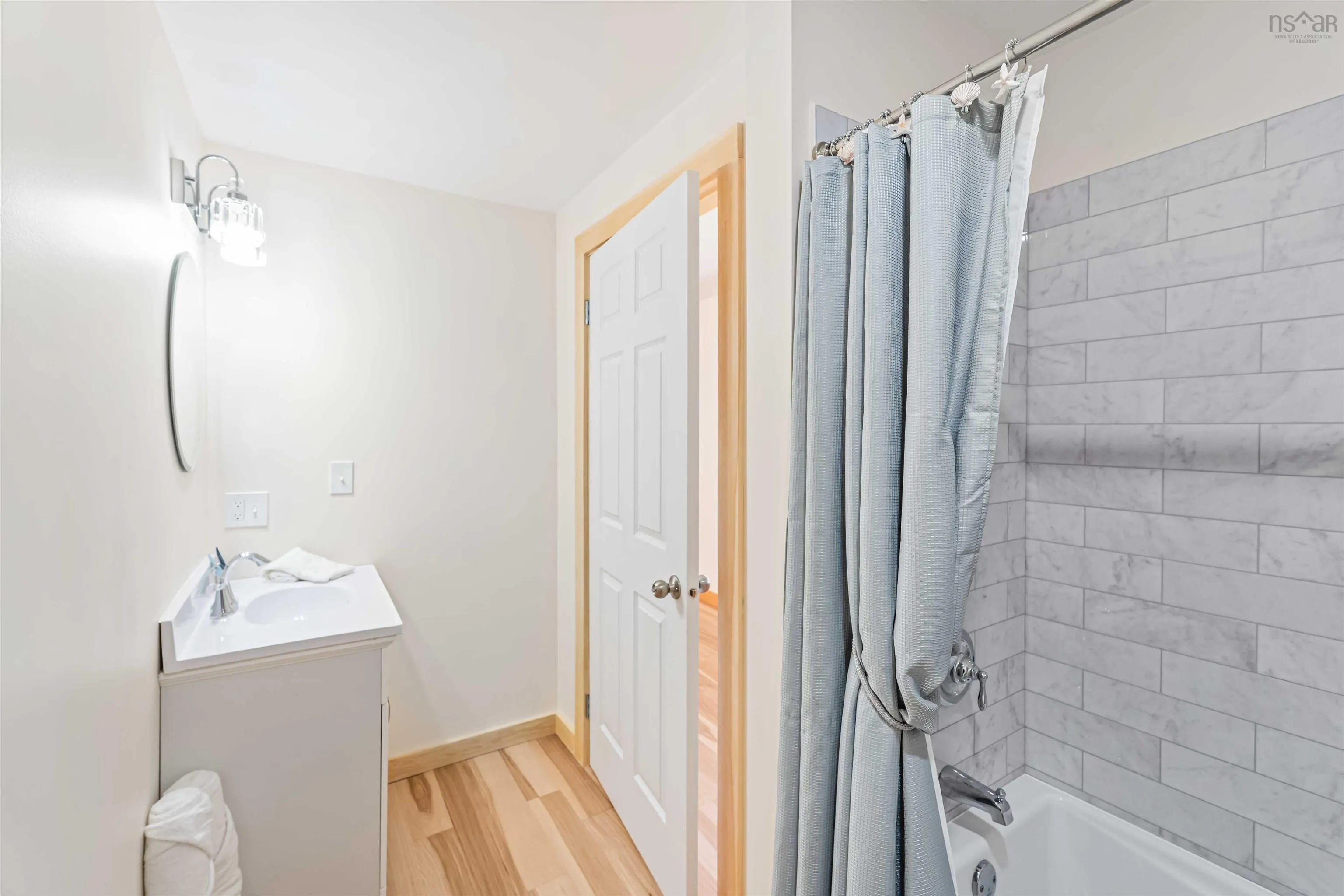 866 Brinton Road, Port Lorne, NS B0S 1R0, 2 Bedrooms Bedrooms, ,3 BathroomsBathrooms,Residential,For Sale,Brinton,202519775