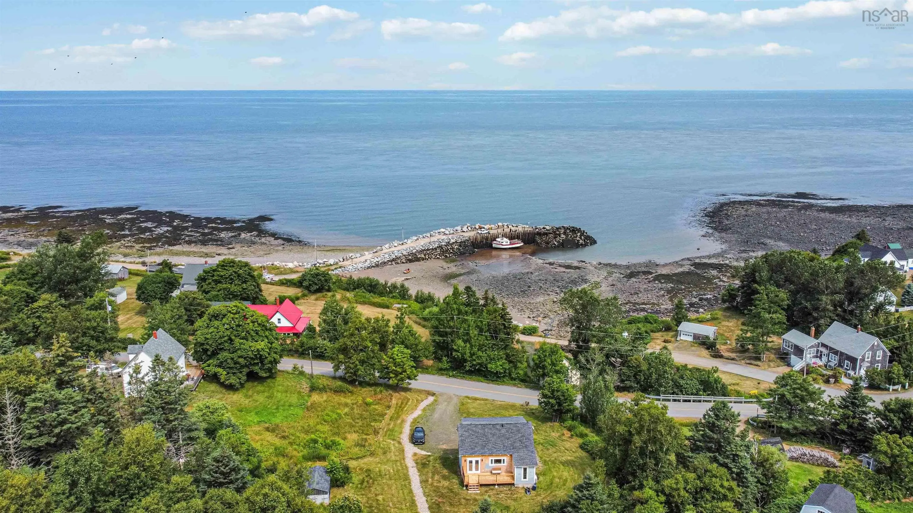 866 Brinton Road, Port Lorne, NS B0S 1R0, 2 Bedrooms Bedrooms, ,3 BathroomsBathrooms,Residential,For Sale,Brinton,202519775