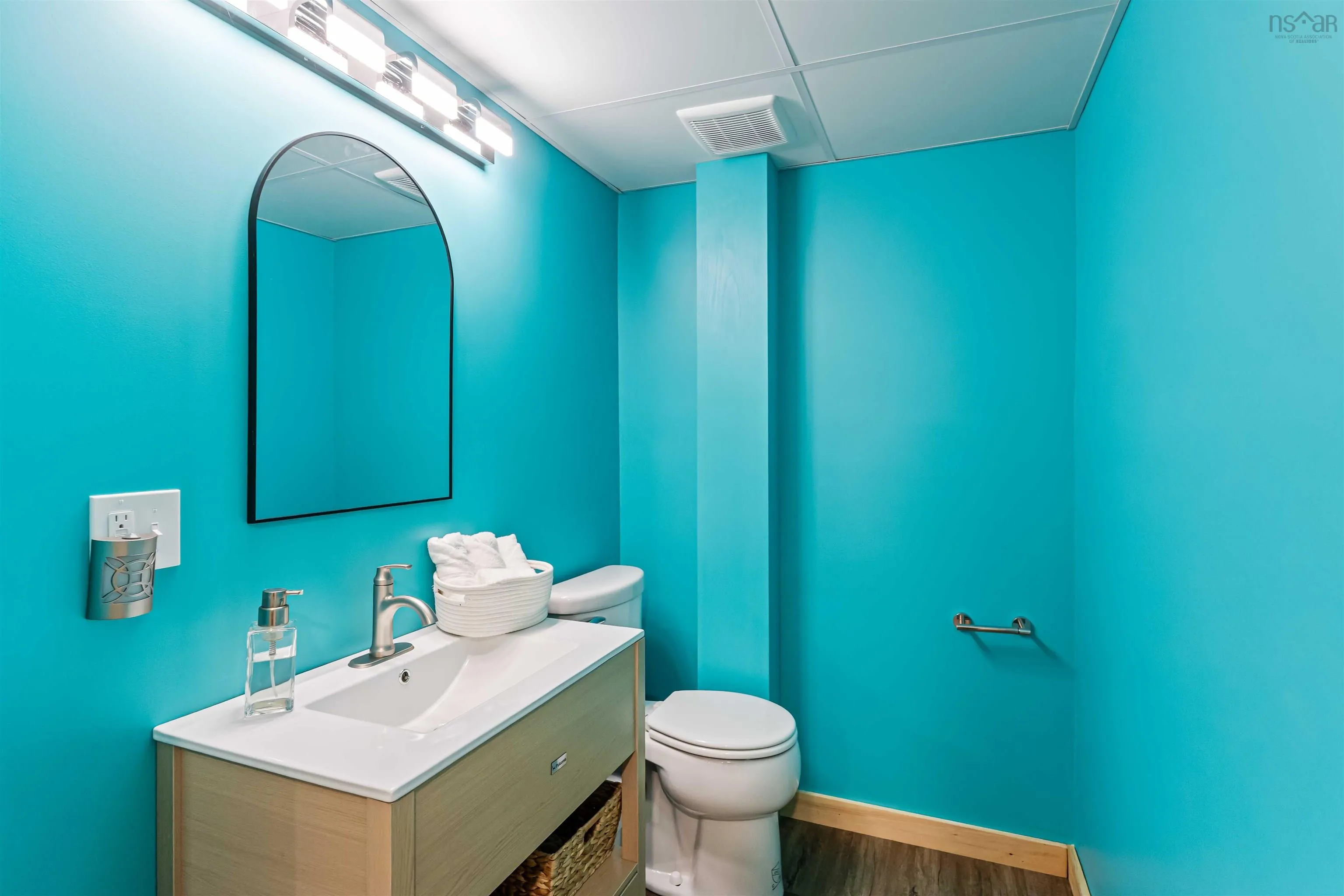 866 Brinton Road, Port Lorne, NS B0S 1R0, 2 Bedrooms Bedrooms, ,3 BathroomsBathrooms,Residential,For Sale,Brinton,202519775
