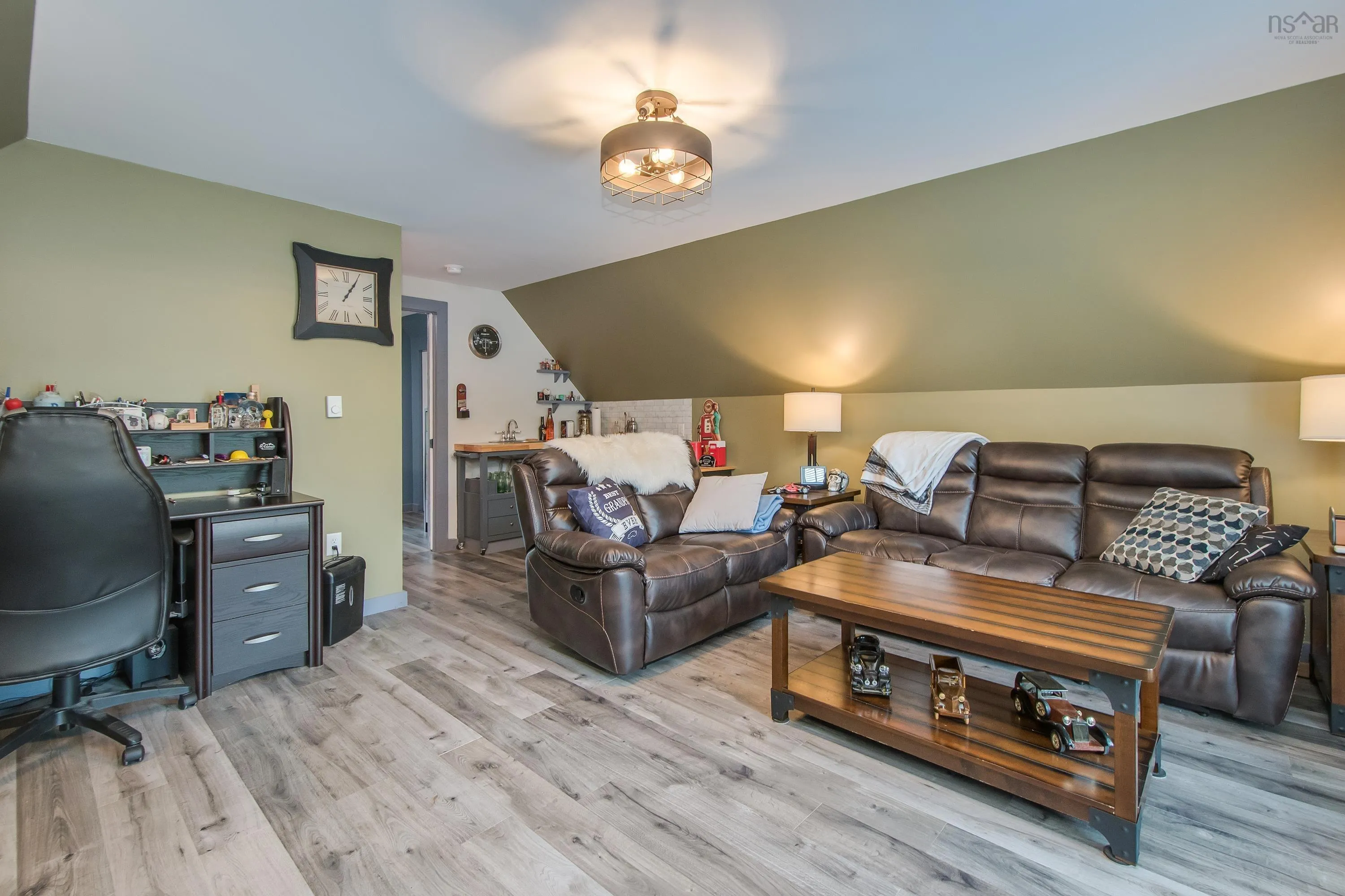 162 Halls Road, Enfield, NS B2T 1C4, 3 Bedrooms Bedrooms, ,2 BathroomsBathrooms,Residential,For Sale,Halls,202517625