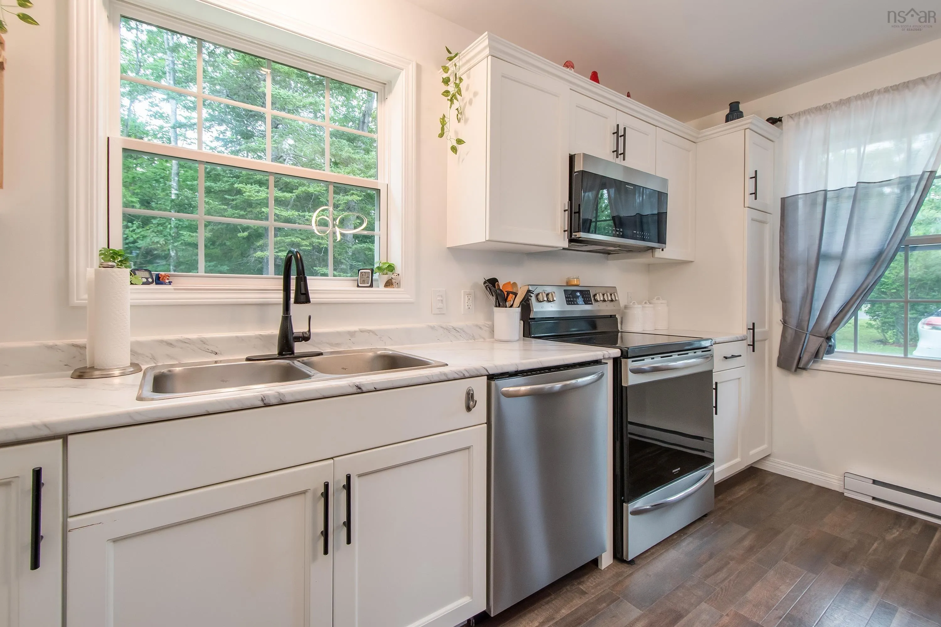 162 Halls Road, Enfield, NS B2T 1C4, 3 Bedrooms Bedrooms, ,2 BathroomsBathrooms,Residential,For Sale,Halls,202517625