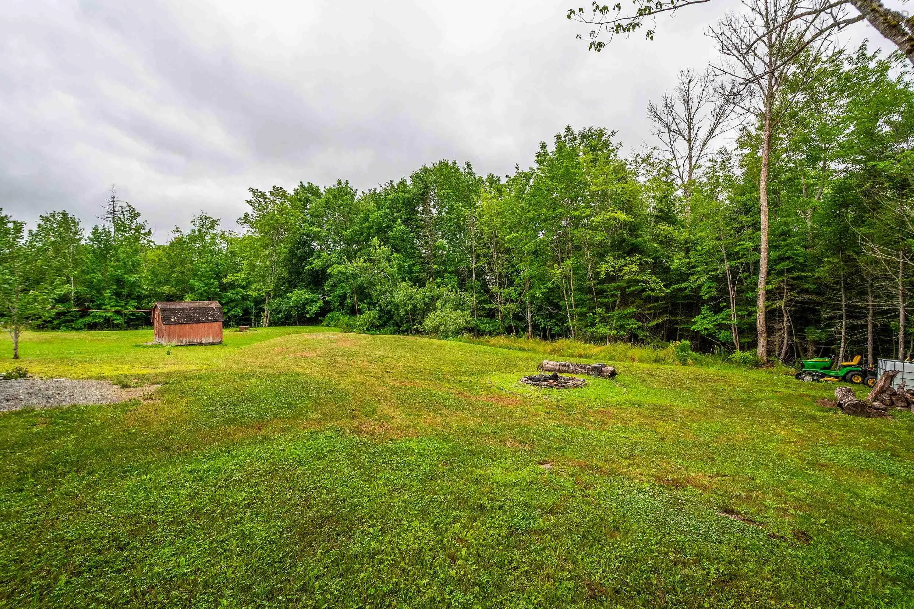162 Halls Road, Enfield, NS B2T 1C4, 3 Bedrooms Bedrooms, ,2 BathroomsBathrooms,Residential,For Sale,Halls,202517625