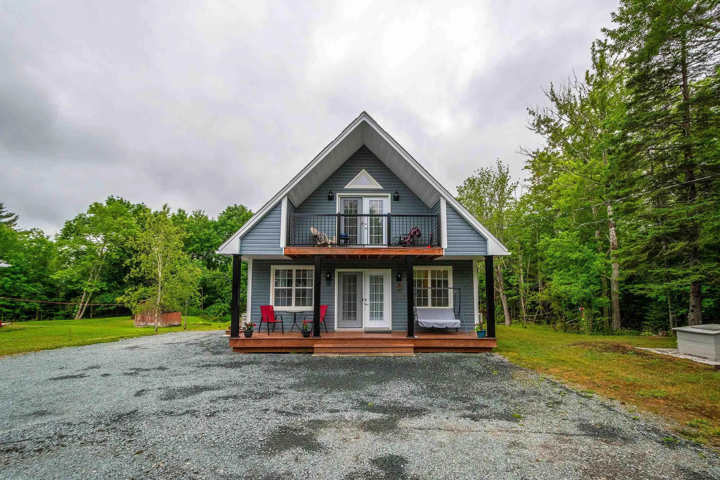 162 Halls Road, Enfield, NS B2T 1C4, 3 Bedrooms Bedrooms, ,2 BathroomsBathrooms,Residential,For Sale,Halls,202517625