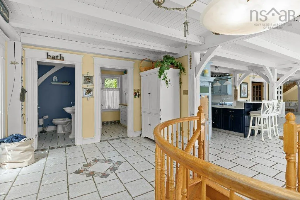 226 Crandall Road, Martins Point, NS B0J 2E0, 5 Bedrooms Bedrooms, ,6 BathroomsBathrooms,Residential,For Sale,Crandall,202522783