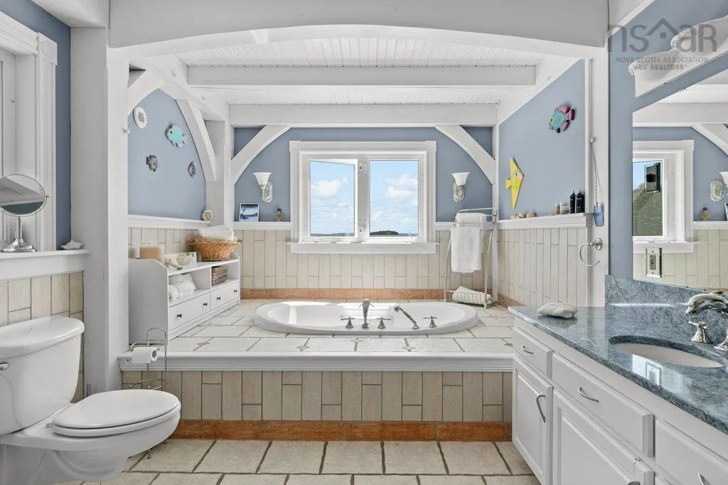 226 Crandall Road, Martins Point, NS B0J 2E0, 5 Bedrooms Bedrooms, ,6 BathroomsBathrooms,Residential,For Sale,Crandall,202522783