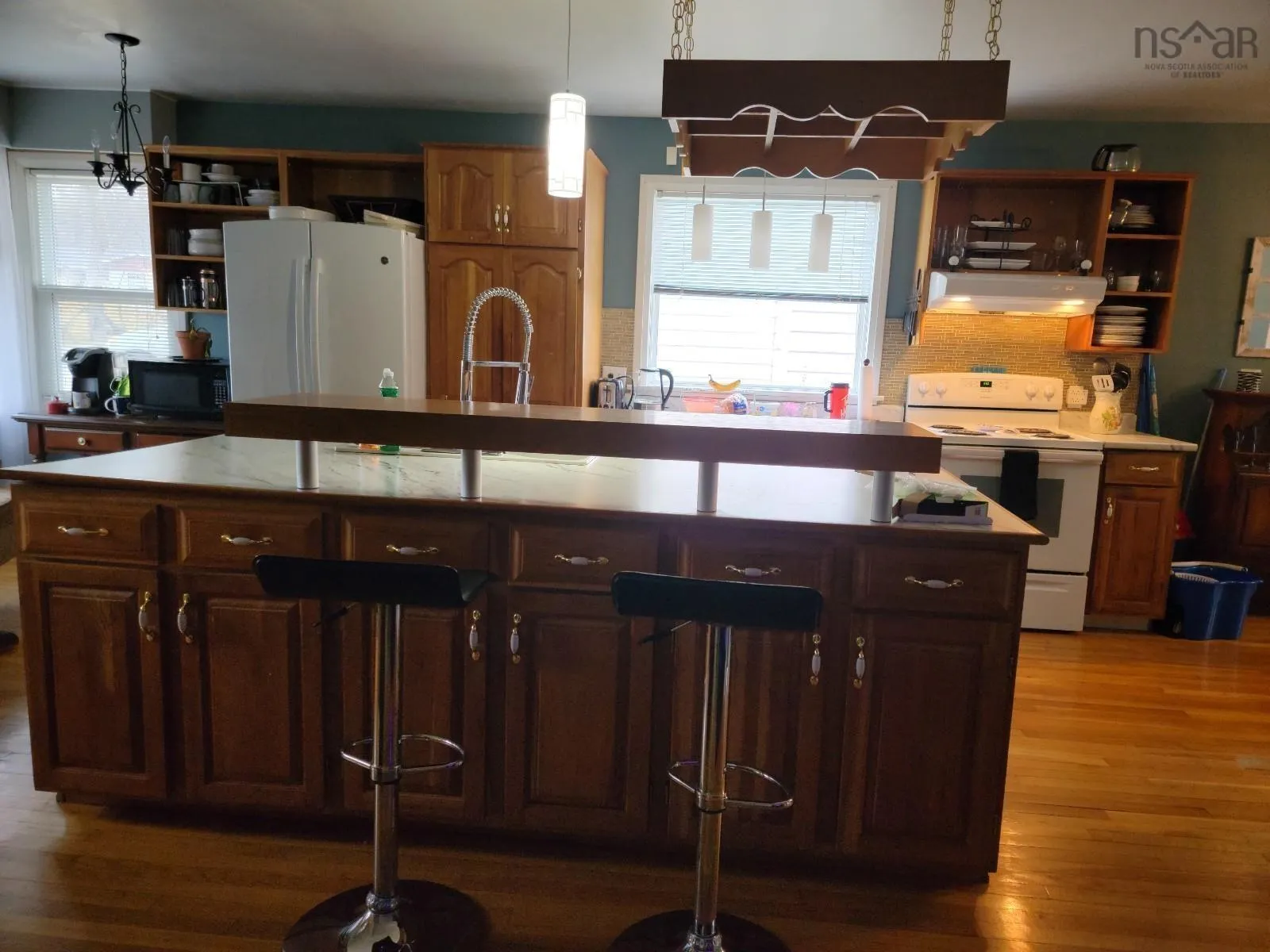 205 South Bentinck Street, Sydney, NS B1P 1X7, 4 Bedrooms Bedrooms, ,3 BathroomsBathrooms,Residential,For Sale,South Bentinck,202520405