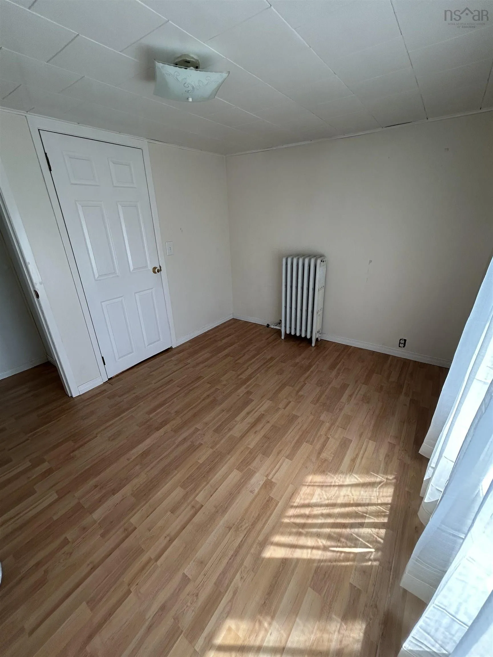 14 Cottage Street, Dominion, NS B1G 1C1, 3 Bedrooms Bedrooms, ,3 BathroomsBathrooms,Residential,For Sale,Cottage,202519960