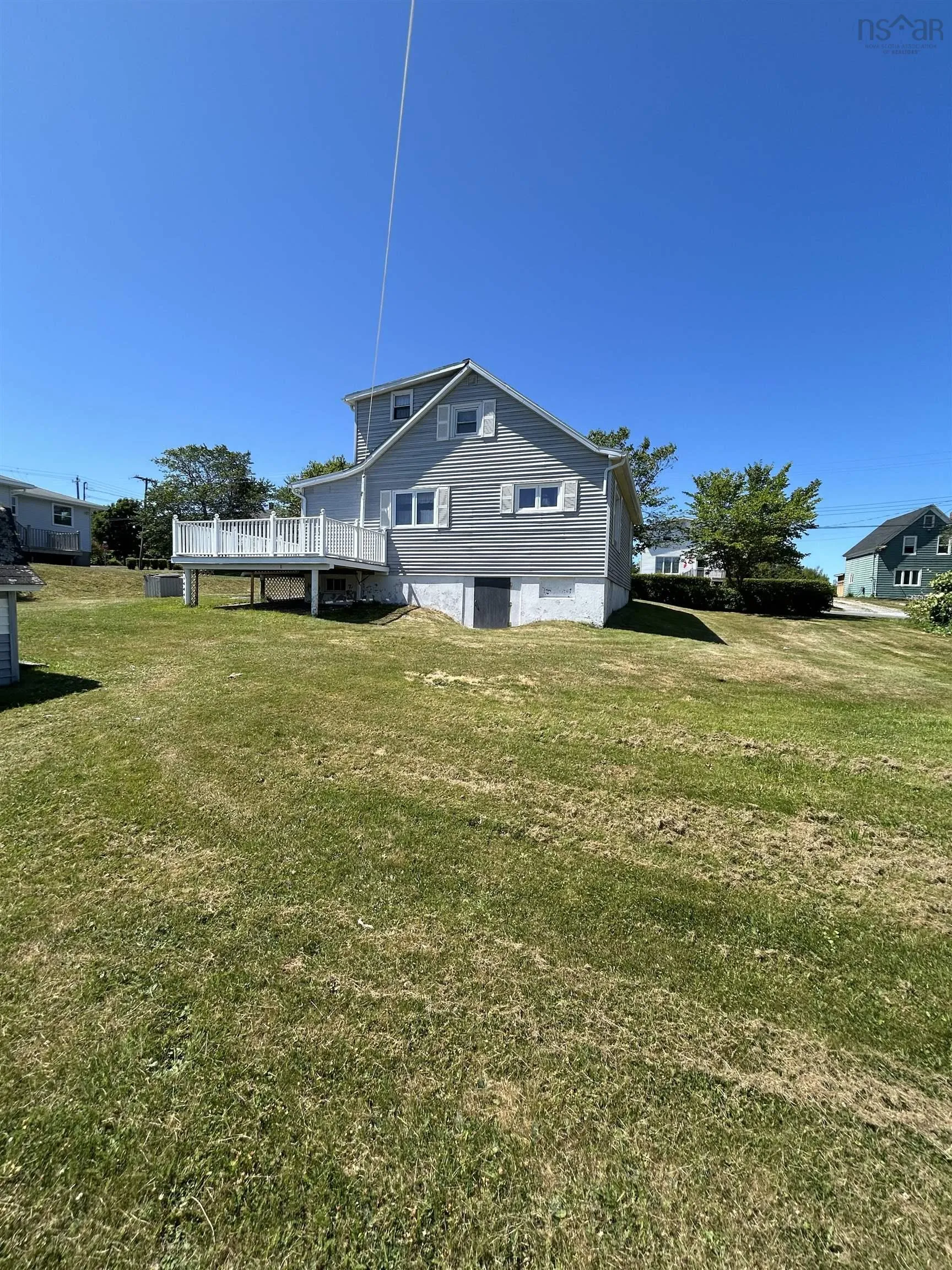 14 Cottage Street, Dominion, NS B1G 1C1, 3 Bedrooms Bedrooms, ,3 BathroomsBathrooms,Residential,For Sale,Cottage,202519960