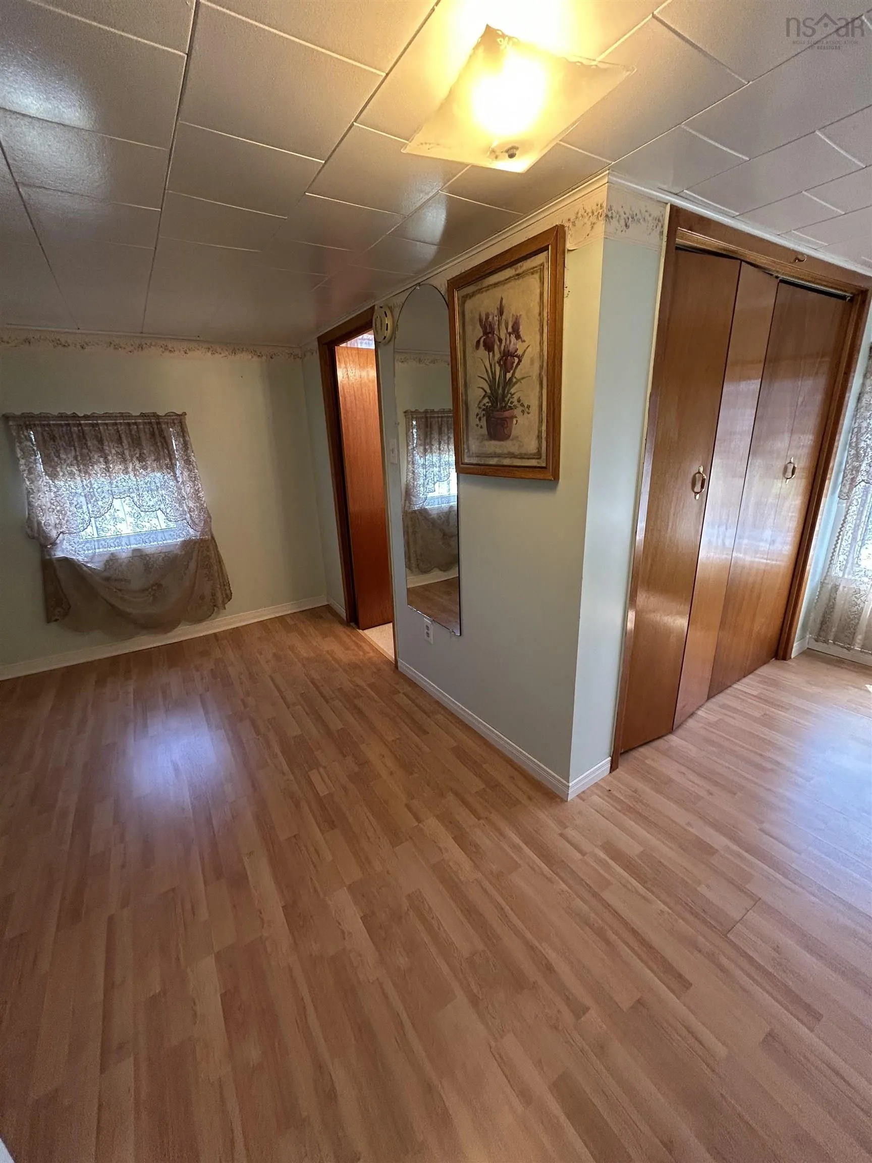 14 Cottage Street, Dominion, NS B1G 1C1, 3 Bedrooms Bedrooms, ,3 BathroomsBathrooms,Residential,For Sale,Cottage,202519960