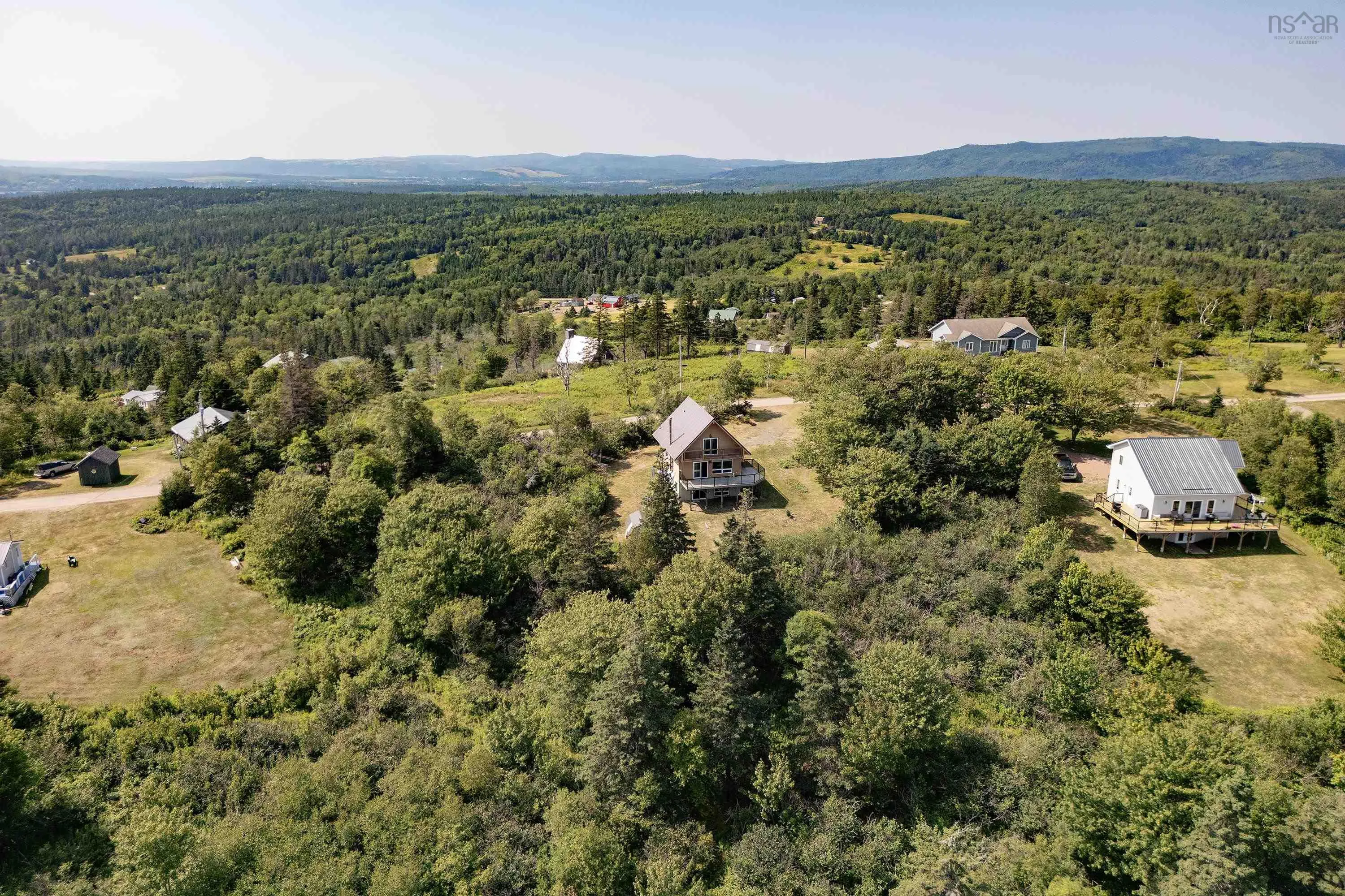 34 Ridgeview Lane, Greenhill, NS B0M 1S0, 4 Bedrooms Bedrooms, ,2 BathroomsBathrooms,Residential,For Sale,Ridgeview,202519568