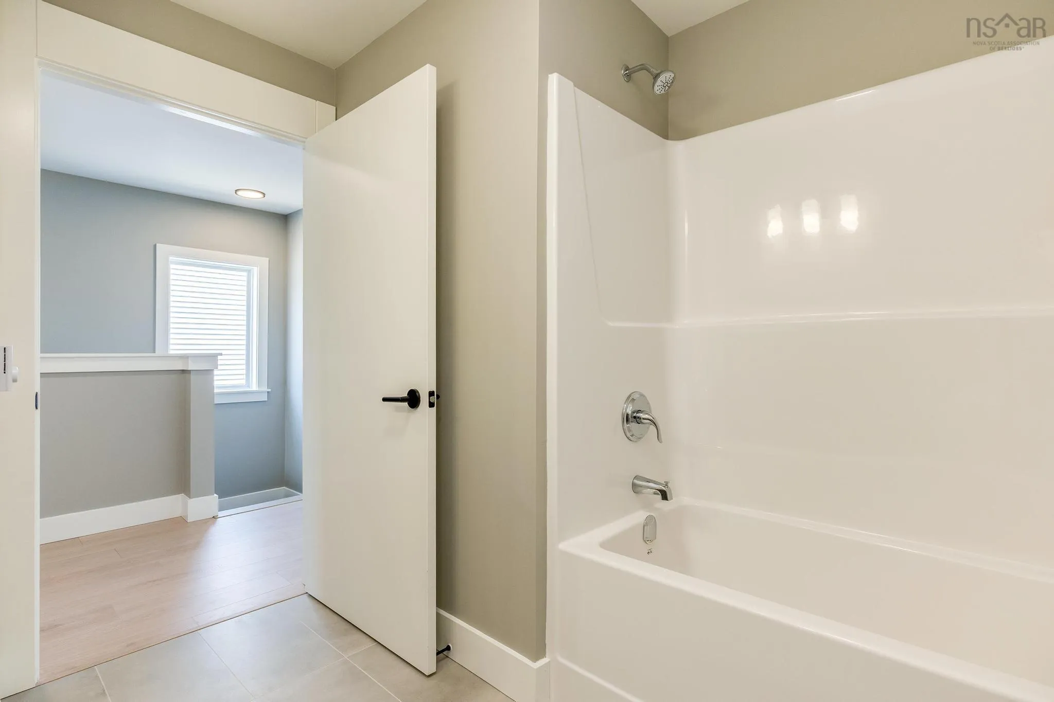 80b-180 Colonial Crescent, Halifax, NS B3R 2H8, 5 Bedrooms Bedrooms, ,4 BathroomsBathrooms,Residential,For Sale,Colonial,202518235