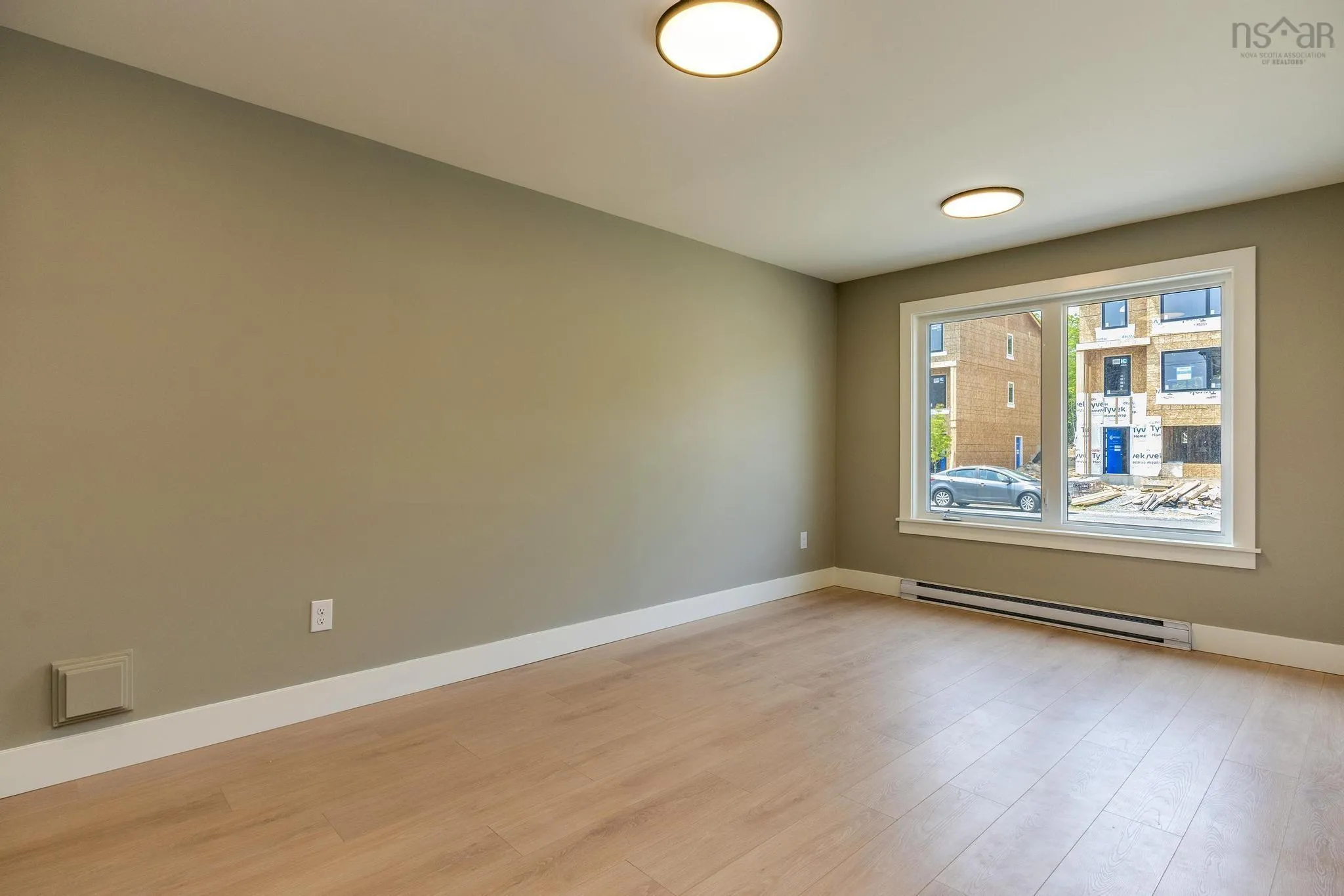 80b-180 Colonial Crescent, Halifax, NS B3R 2H8, 5 Bedrooms Bedrooms, ,4 BathroomsBathrooms,Residential,For Sale,Colonial,202518235