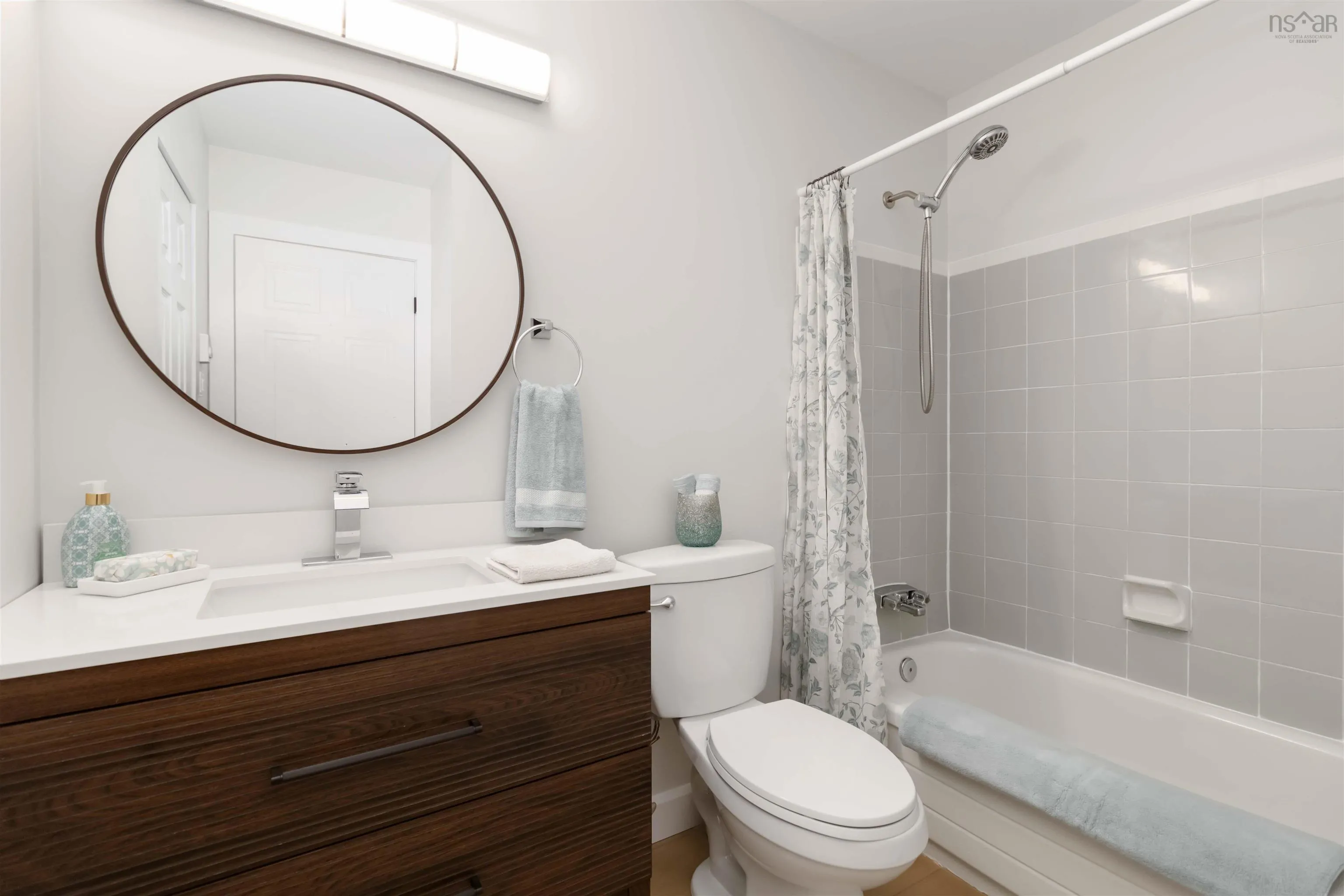 460-9 Forest Hills Parkway, Cole Harbour, NS B2W 0M5, 2 Bedrooms Bedrooms, ,2 BathroomsBathrooms,Residential,For Sale,Forest Hills Parkway,202520302