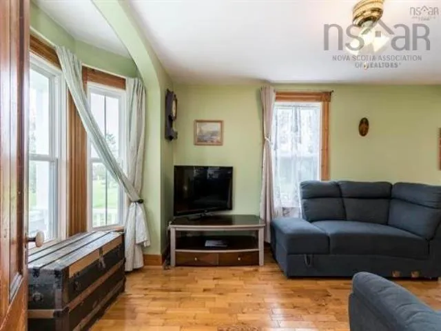 171 Round Bay Ferry Road, Round Bay, NS B0T 1W0, 4 Bedrooms Bedrooms, ,2 BathroomsBathrooms,Residential,For Sale,Round Bay Ferry,202517543