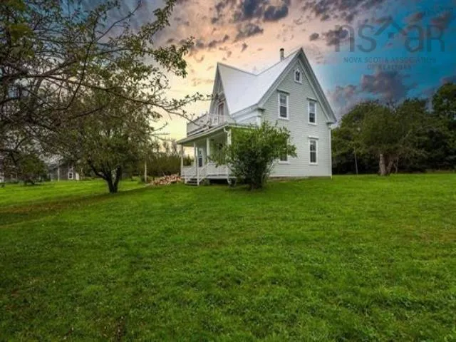 171 Round Bay Ferry Road, Round Bay, NS B0T 1W0, 4 Bedrooms Bedrooms, ,2 BathroomsBathrooms,Residential,For Sale,Round Bay Ferry,202517543