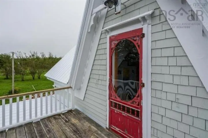 171 Round Bay Ferry Road, Round Bay, NS B0T 1W0, 4 Bedrooms Bedrooms, ,2 BathroomsBathrooms,Residential,For Sale,Round Bay Ferry,202517543