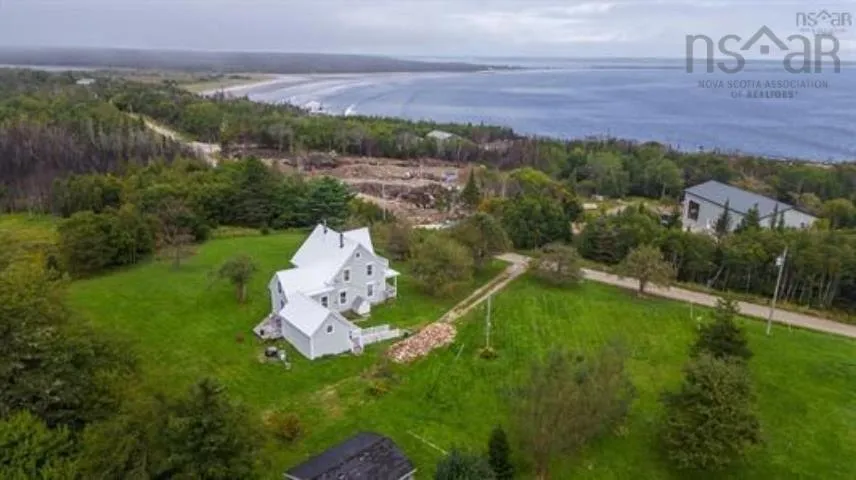 171 Round Bay Ferry Road, Round Bay, NS B0T 1W0, 4 Bedrooms Bedrooms, ,2 BathroomsBathrooms,Residential,For Sale,Round Bay Ferry,202517543