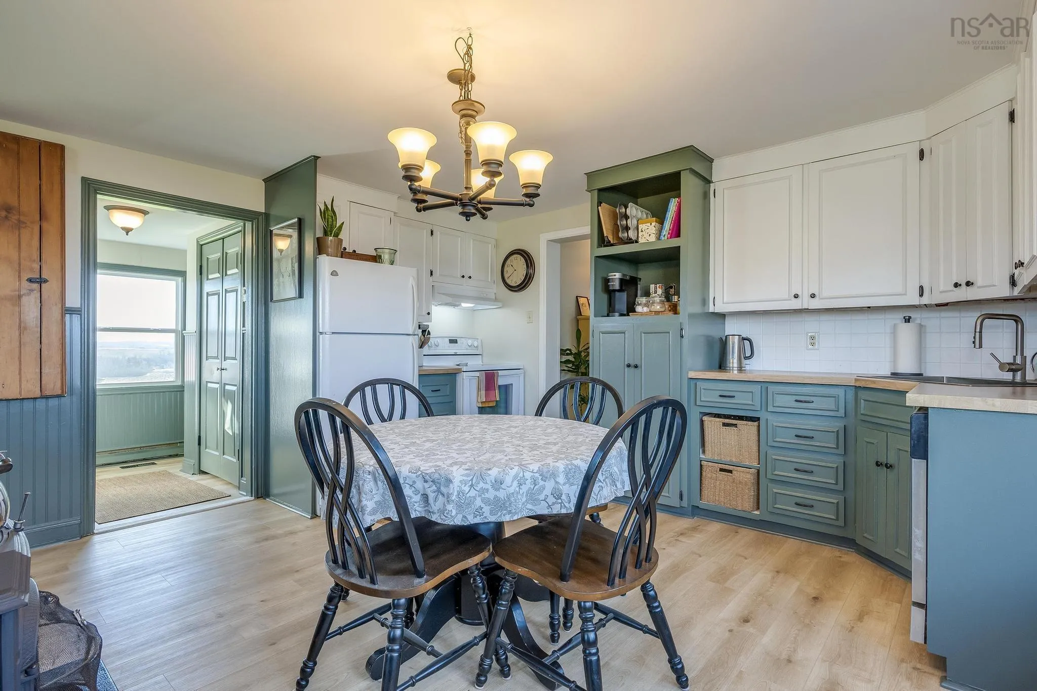 12 Hunter Road, Milford, NS B0N 1Y0, 5 Bedrooms Bedrooms, ,3 BathroomsBathrooms,Residential,For Sale,Hunter,202519391