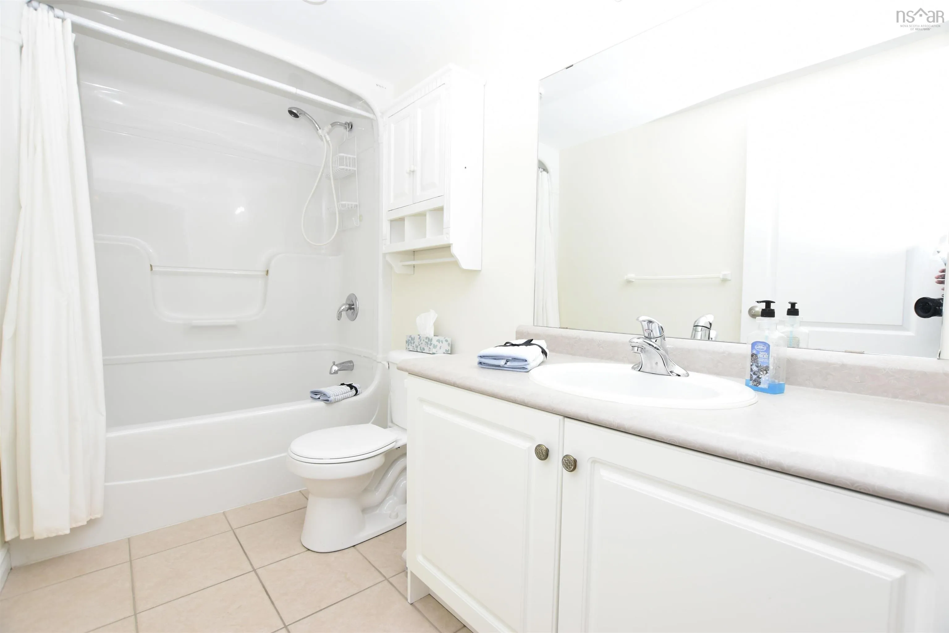 105-40 Regency Park Drive, Halifax, NS B3S 1L4, 3 Bedrooms Bedrooms, ,2 BathroomsBathrooms,Residential,For Sale,Regency Park,202524647