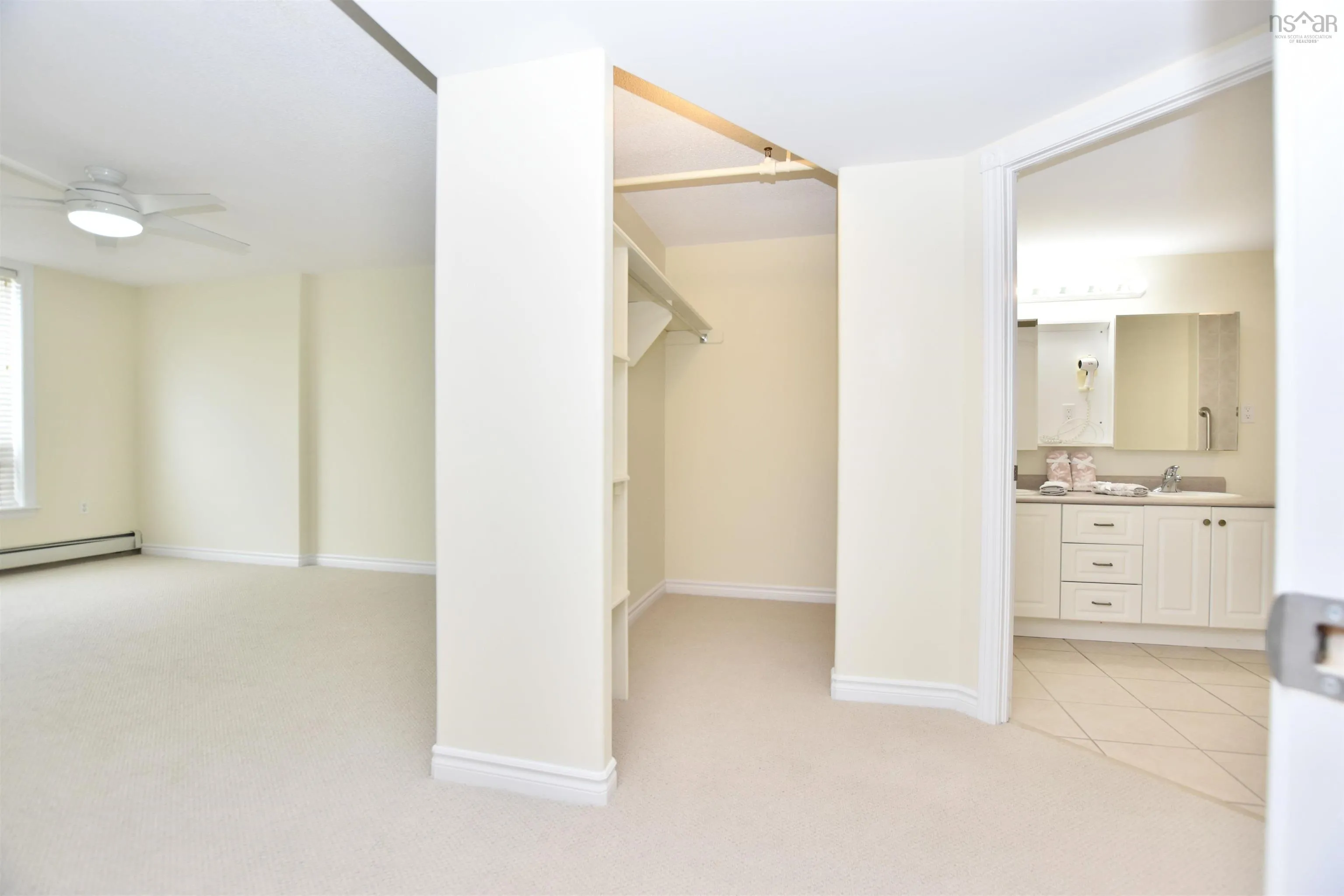 105-40 Regency Park Drive, Halifax, NS B3S 1L4, 3 Bedrooms Bedrooms, ,2 BathroomsBathrooms,Residential,For Sale,Regency Park,202524647