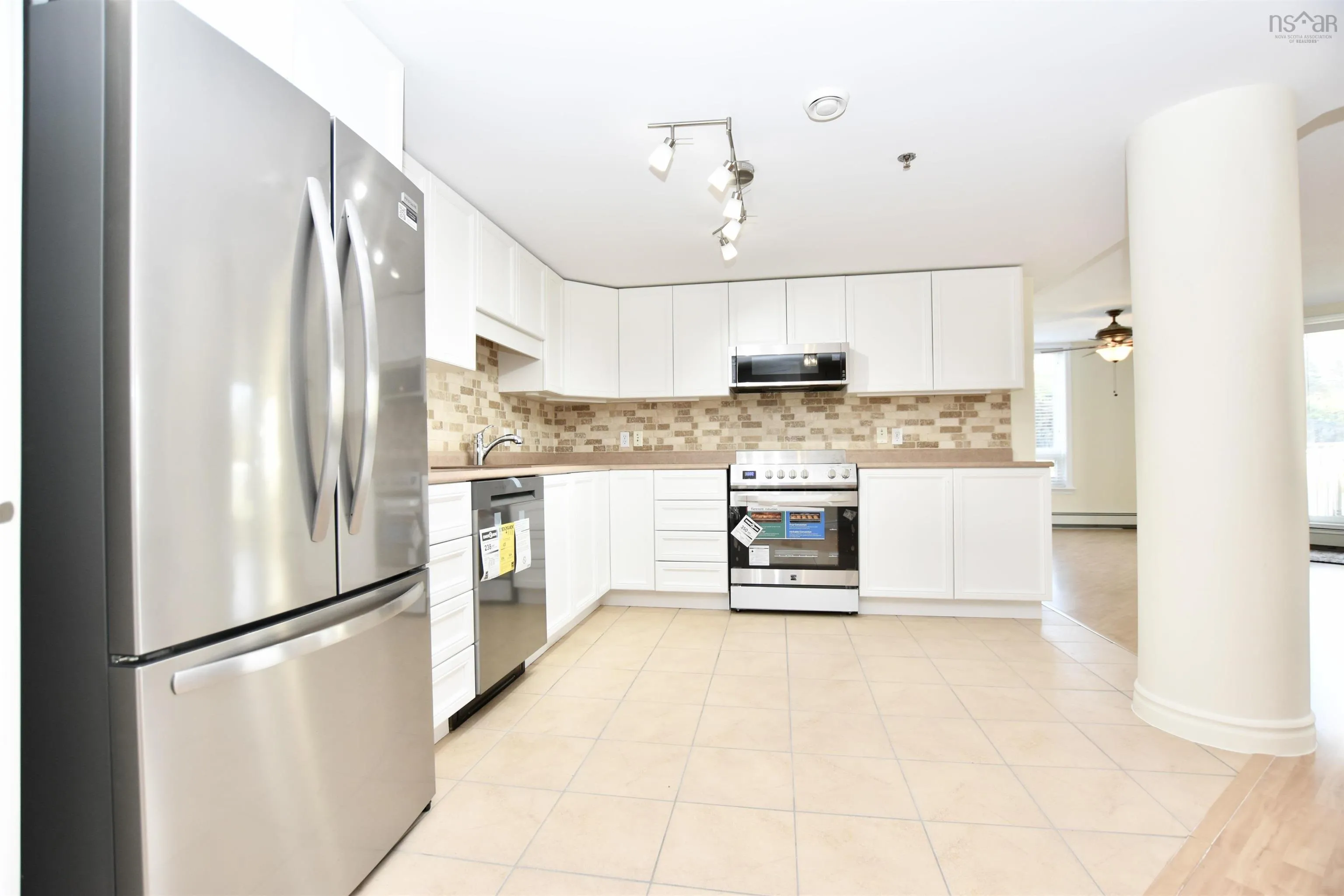105-40 Regency Park Drive, Halifax, NS B3S 1L4, 3 Bedrooms Bedrooms, ,2 BathroomsBathrooms,Residential,For Sale,Regency Park,202524647