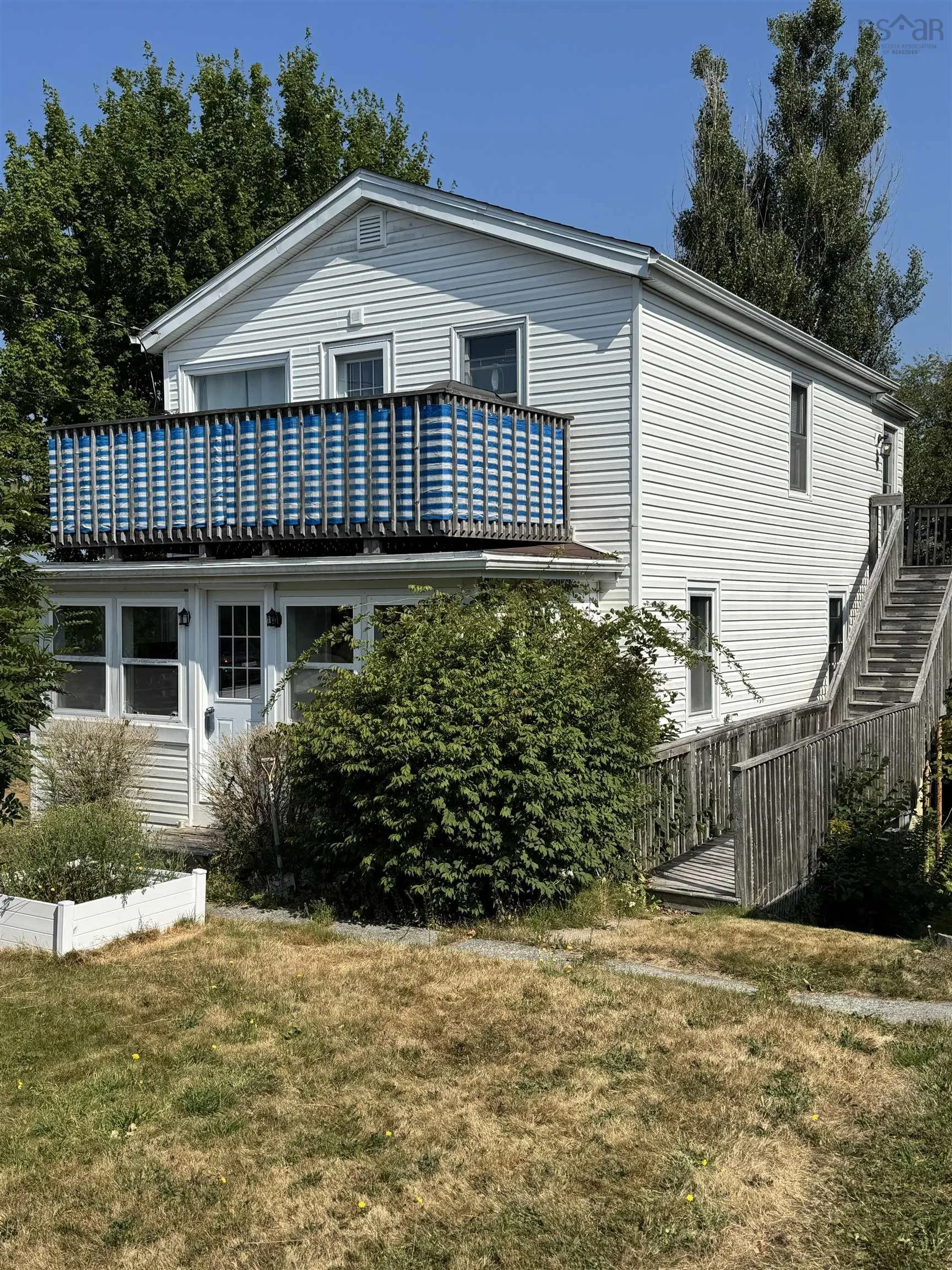 6 Cedar Street, Bedford, NS B4A 2R7, 3 Bedrooms Bedrooms, ,2 BathroomsBathrooms,Residential,For Sale,Cedar,202520418