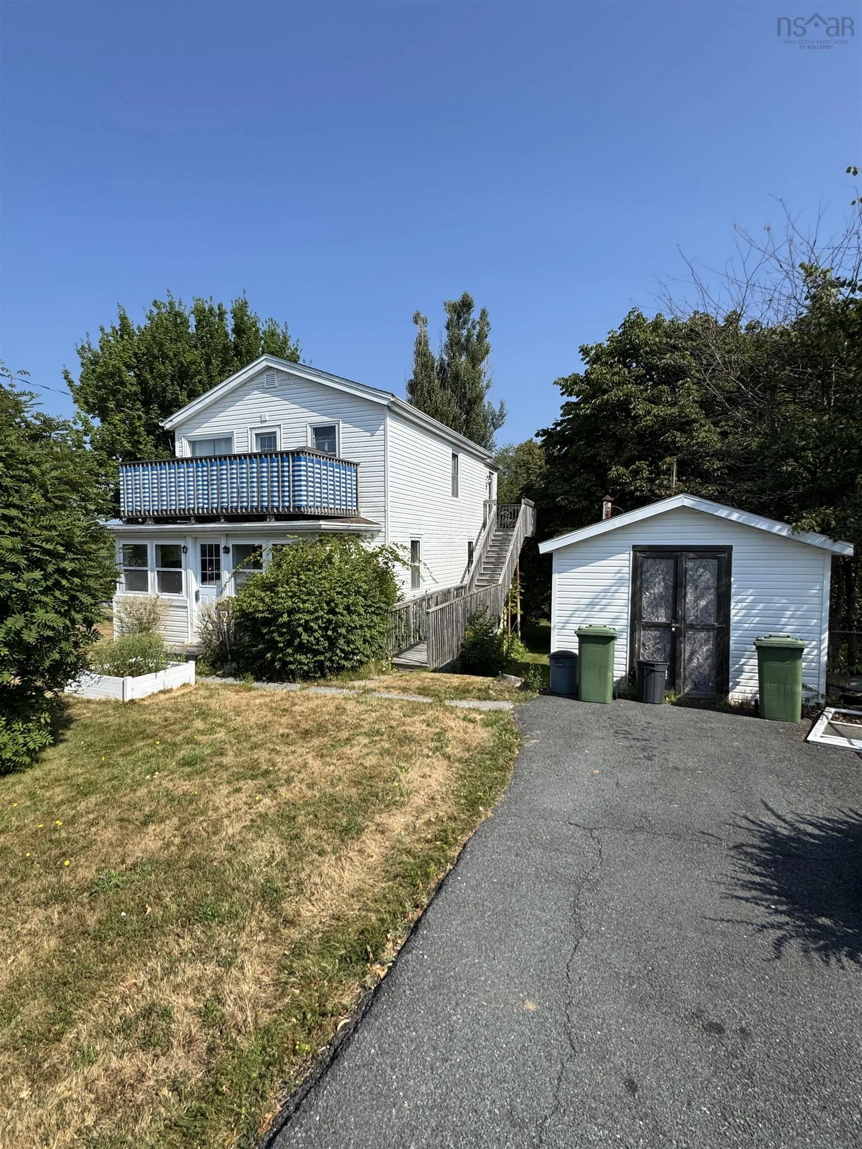 6 Cedar Street, Bedford, NS B4A 2R7, 3 Bedrooms Bedrooms, ,2 BathroomsBathrooms,Residential,For Sale,Cedar,202520418