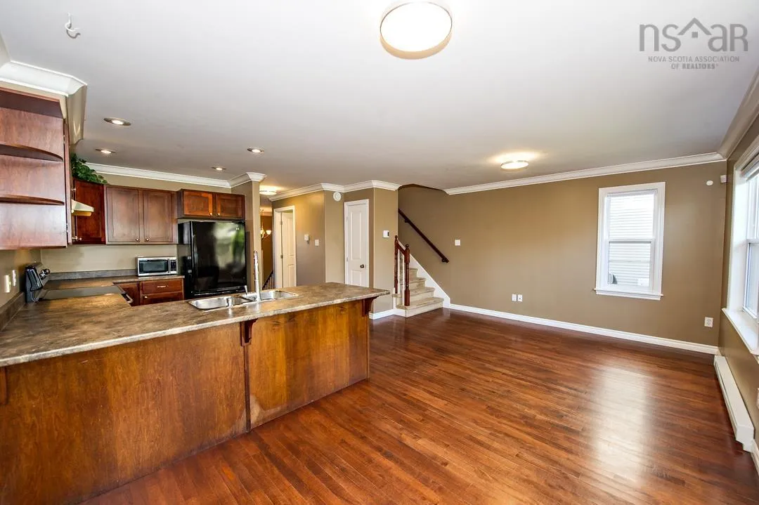 37 Brigadier Court, Halifax, NS B3M 4Y4, 3 Bedrooms Bedrooms, ,4 BathroomsBathrooms,Residential,For Sale,Brigadier,202523731