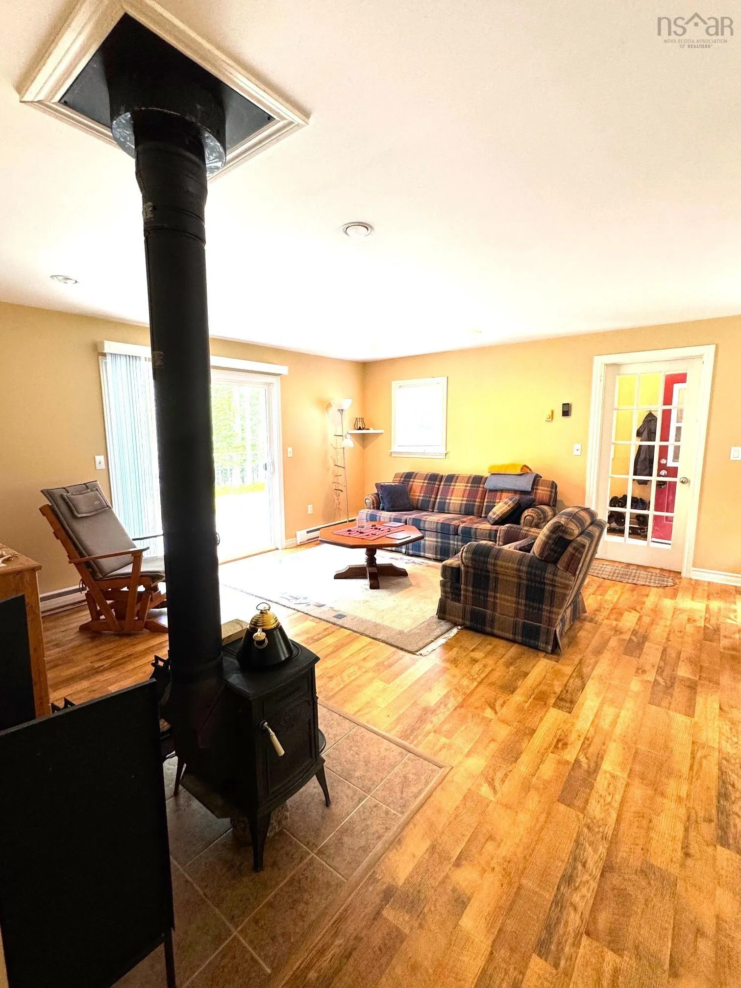 5735 West Bay Rd, Roberta, NS B0E 3K0, 2 Bedrooms Bedrooms, ,1 BathroomBathrooms,Residential,For Sale,West Bay Rd,202523324