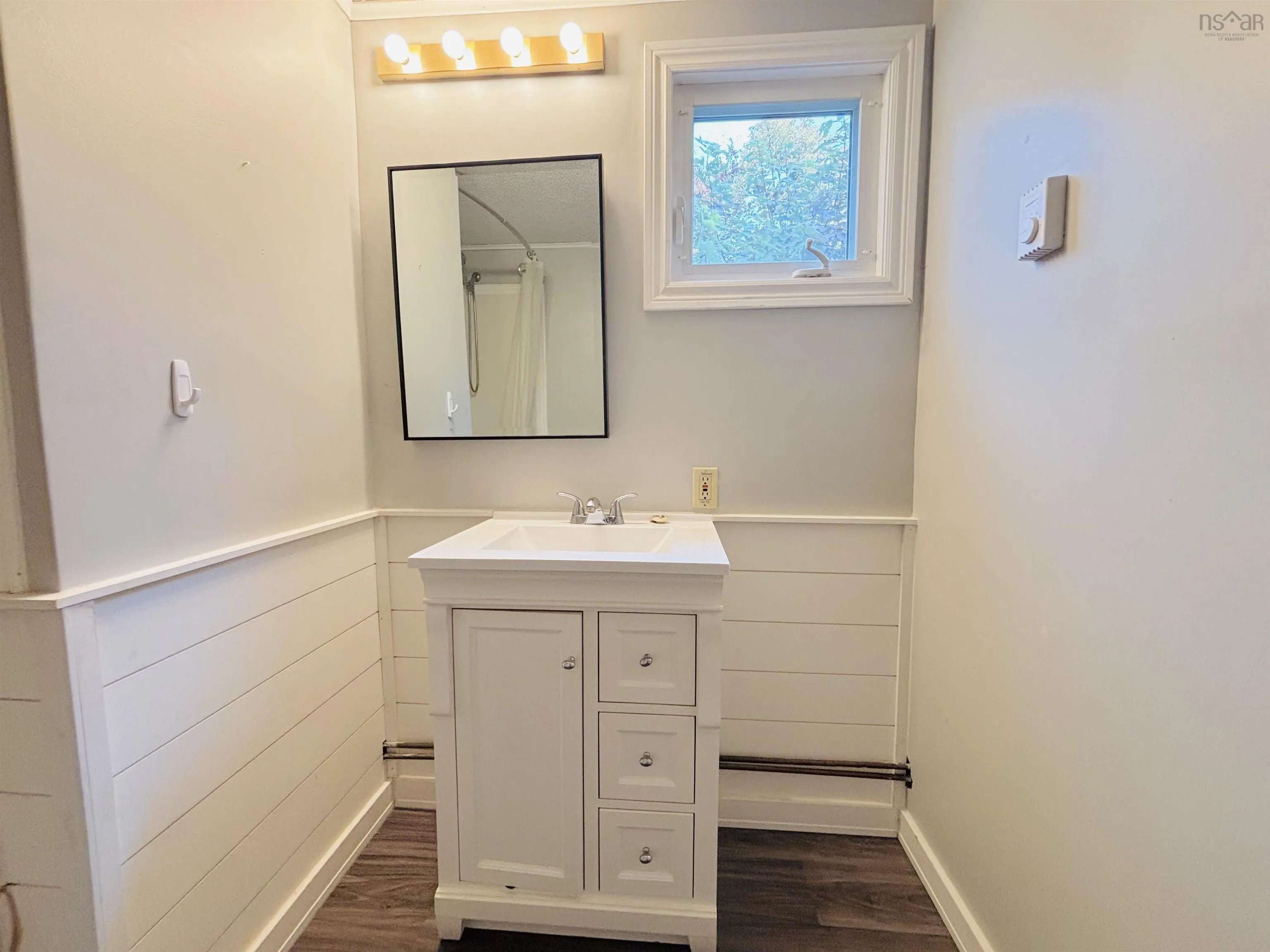 12 Joshua Street, Enfield, NS B2T 1K4, 2 Bedrooms Bedrooms, ,1 BathroomBathrooms,Residential,For Sale,Joshua,202525671