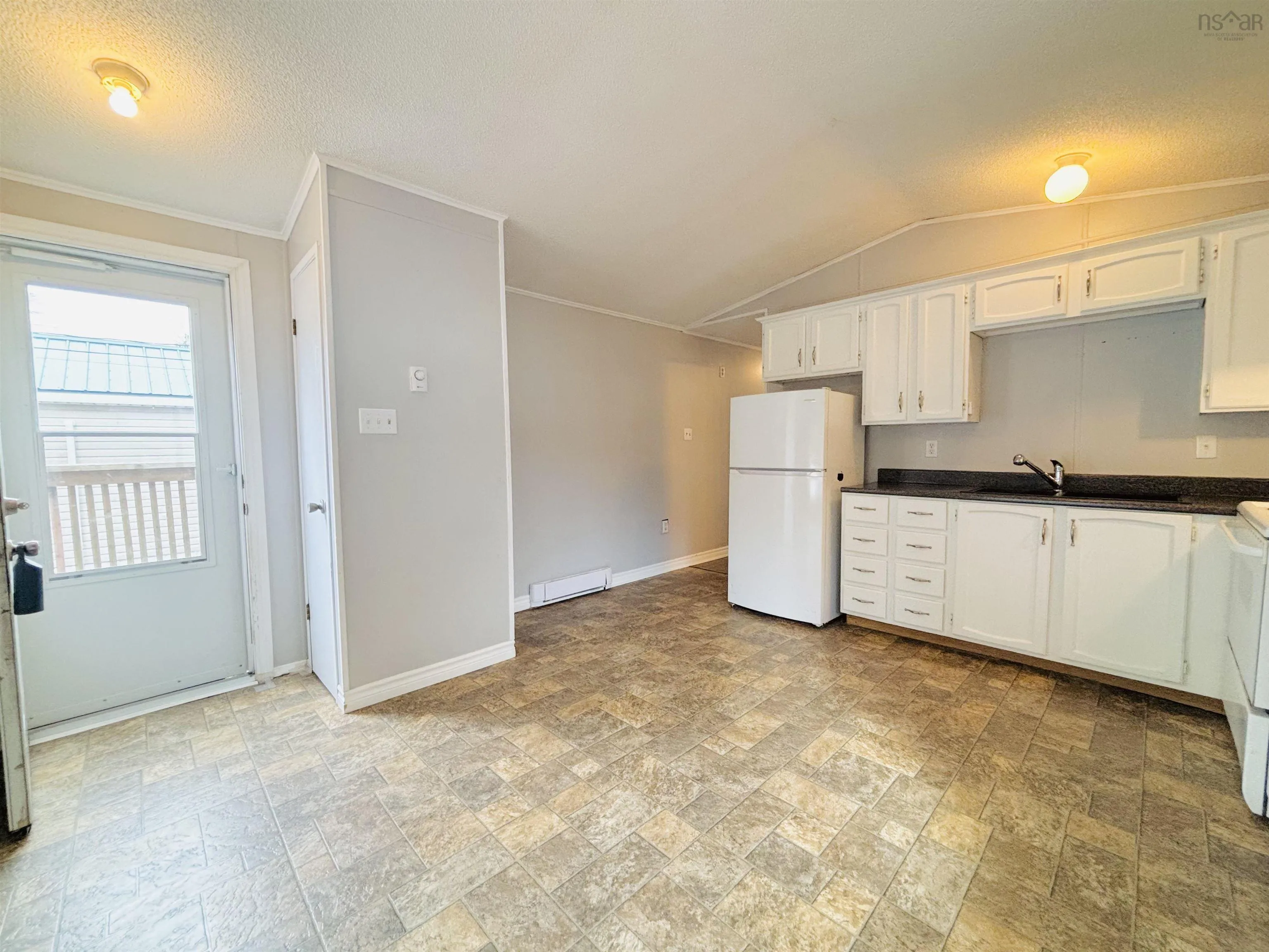12 Joshua Street, Enfield, NS B2T 1K4, 2 Bedrooms Bedrooms, ,1 BathroomBathrooms,Residential,For Sale,Joshua,202525671